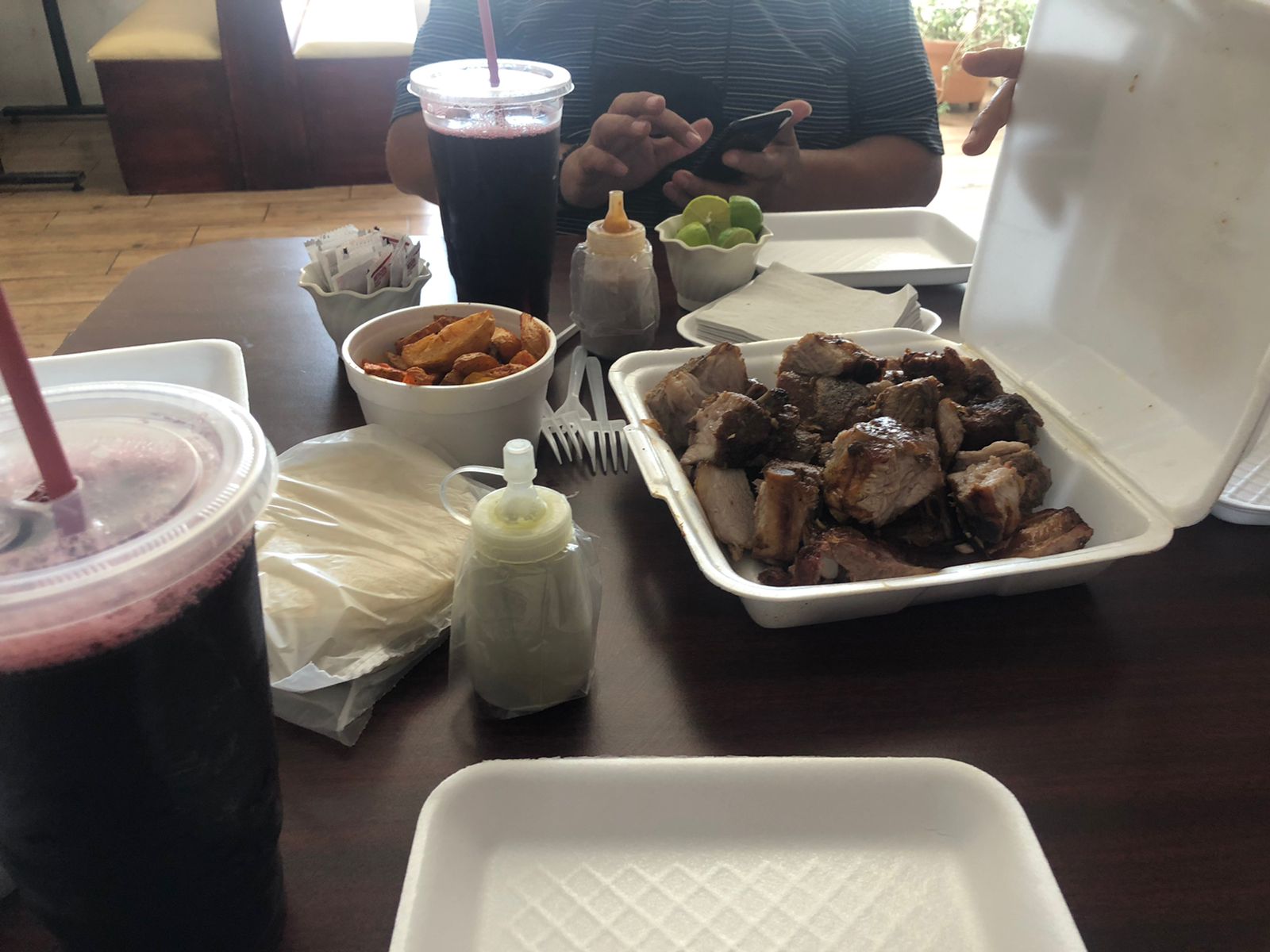 Pollo y Costillas Marin image 6