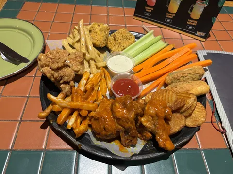 Las Alitas Aeropuerto image 4