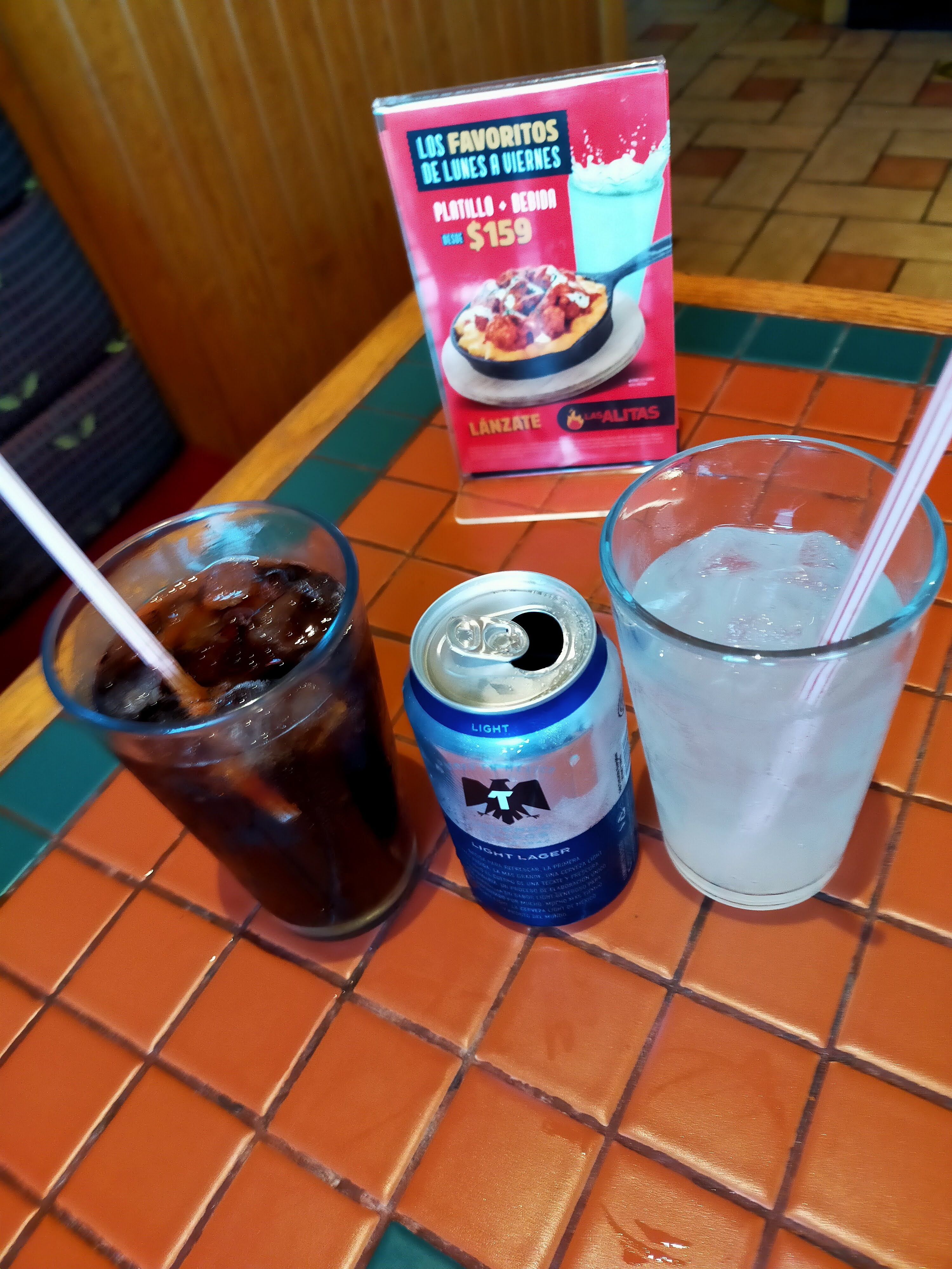 Las Alitas Aeropuerto image 7