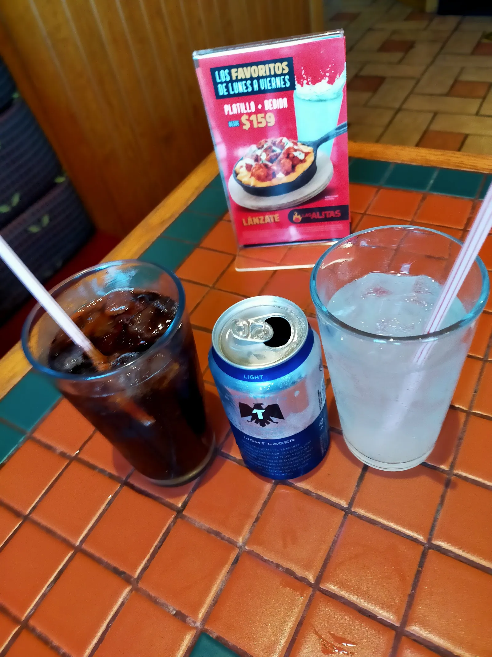 Las Alitas Aeropuerto image 7