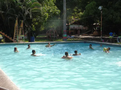 Las charcas image 1