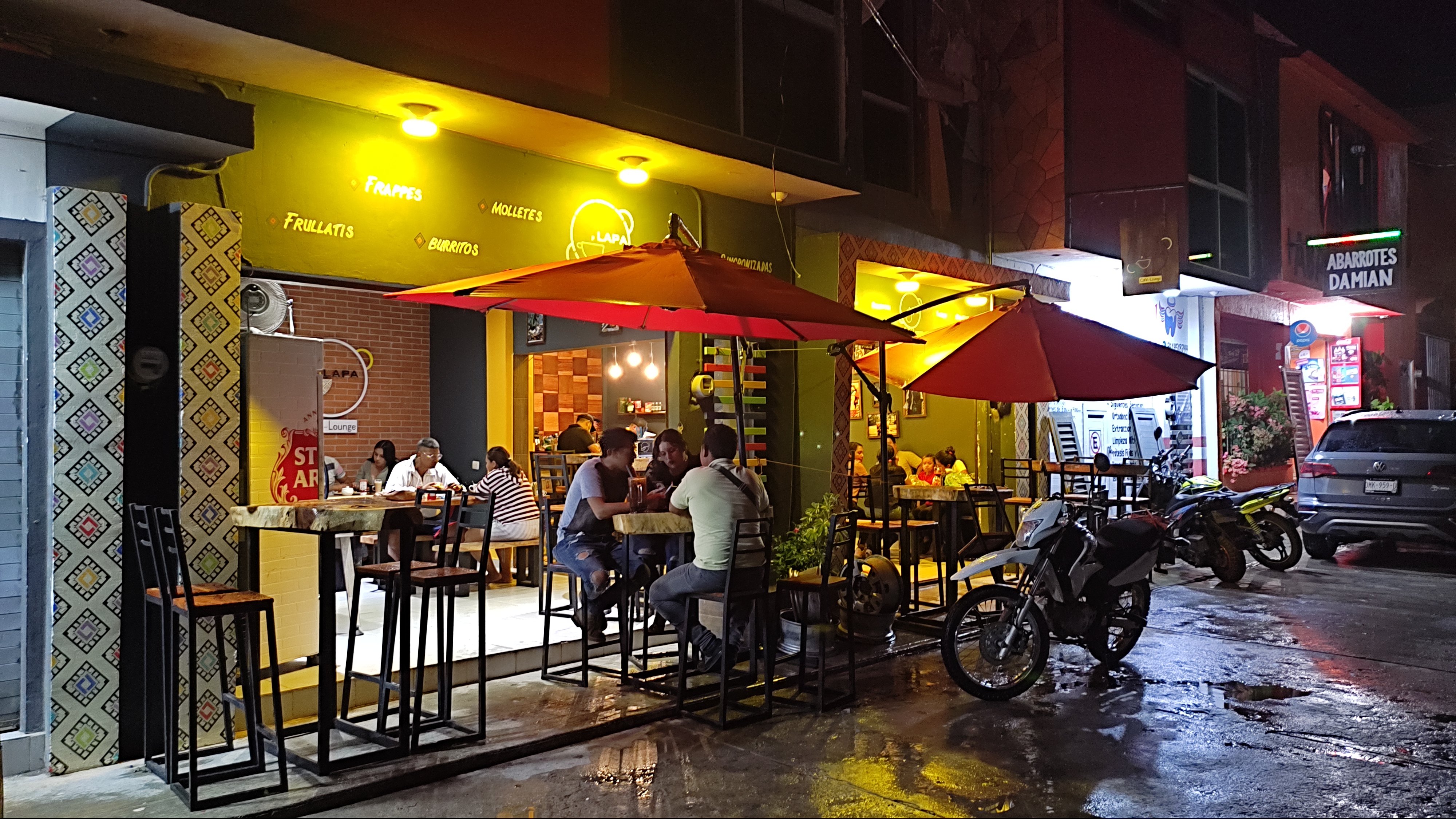 ,LAPA café-Lounge image 1