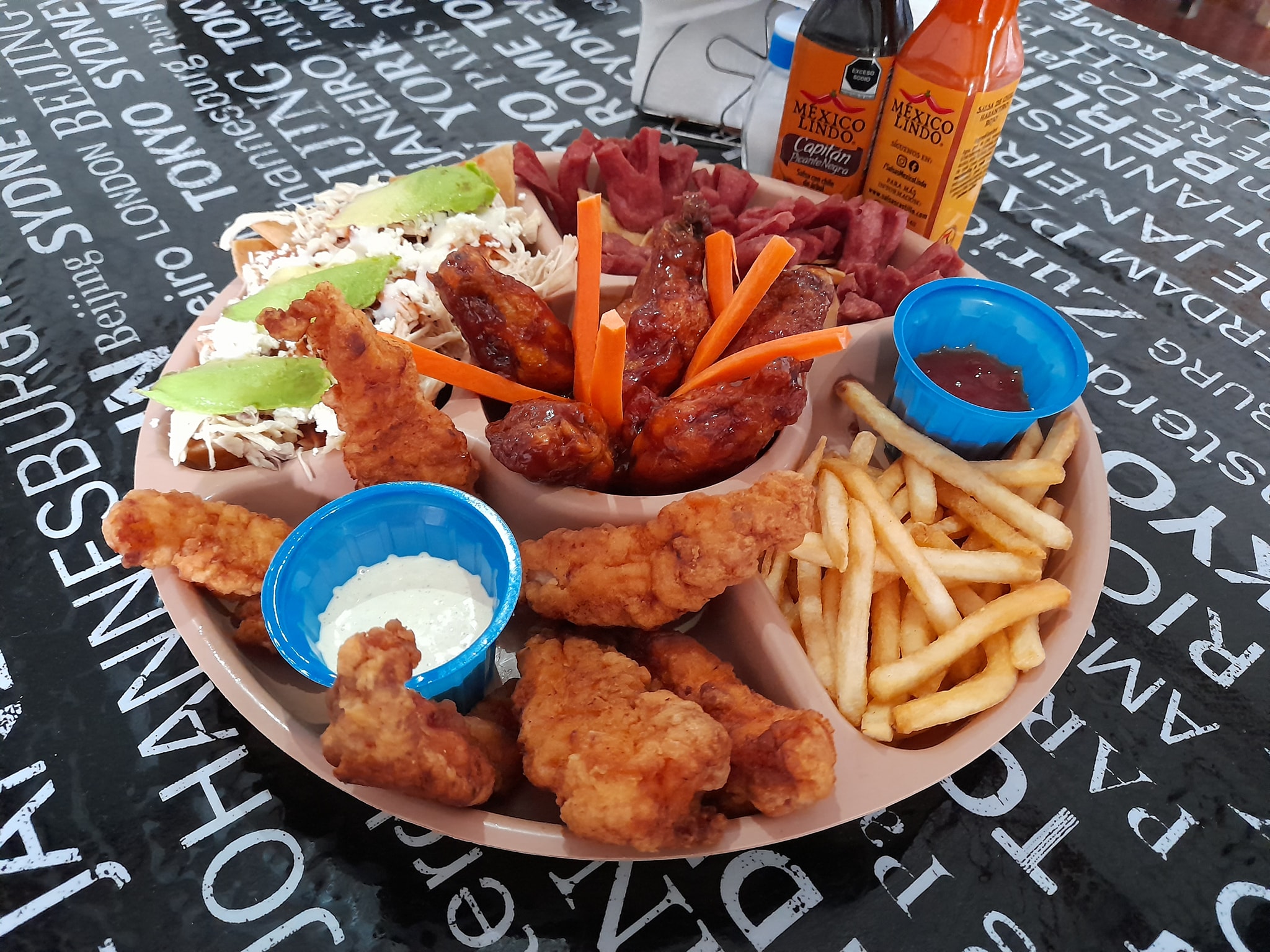 Restaurante y Cenaduría La Bendición image 2