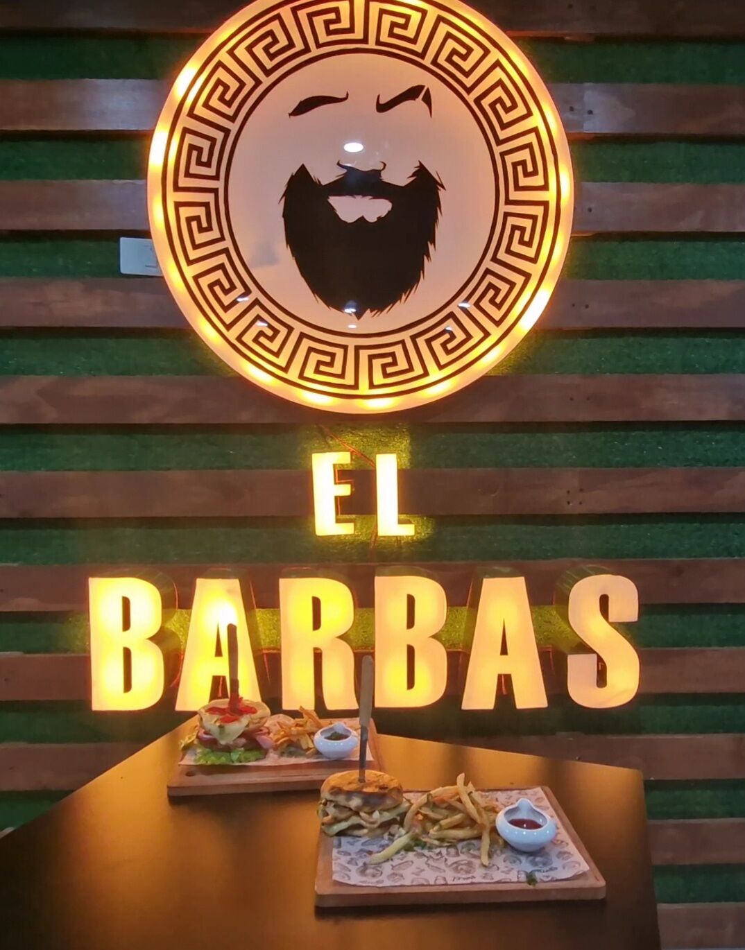 El Barbas Restaurante y Cafeteria image 10