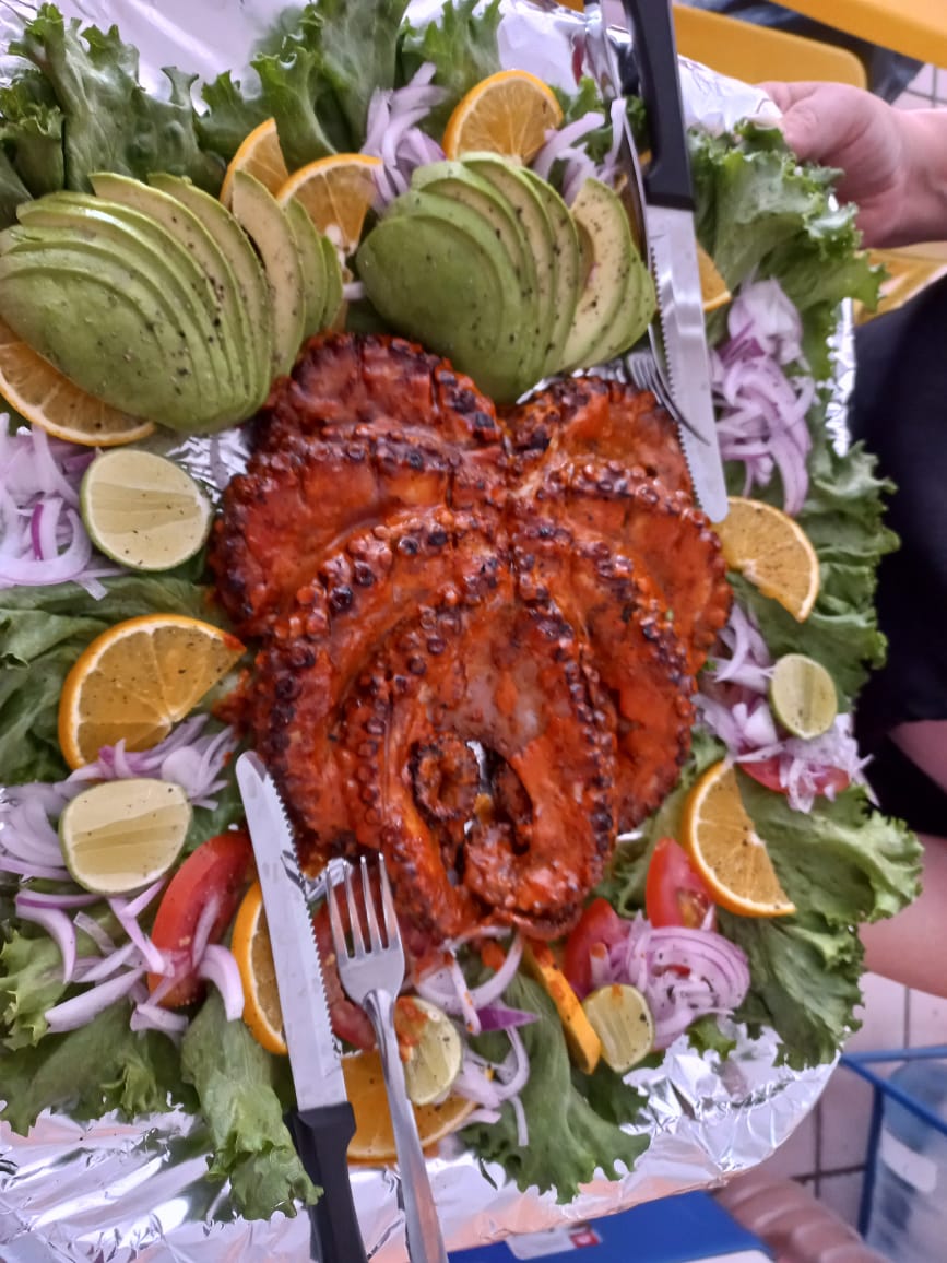 Mariscos el saladitas image 10