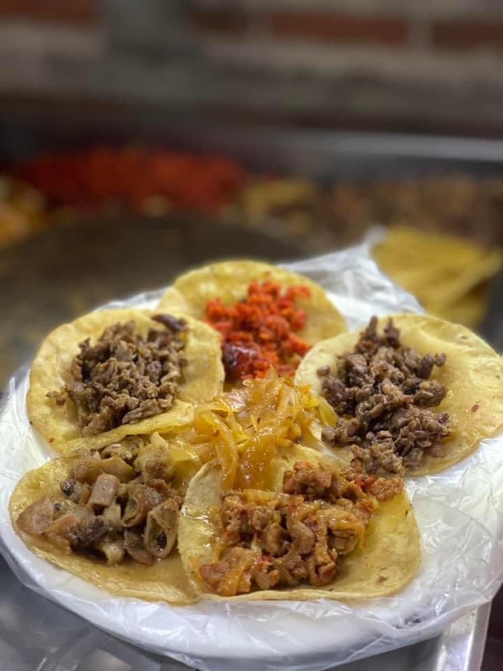 Tacos El Brujo y Doña Lety image 1