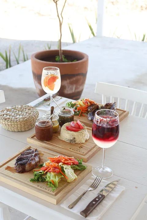 San Quintín, Asador image 3