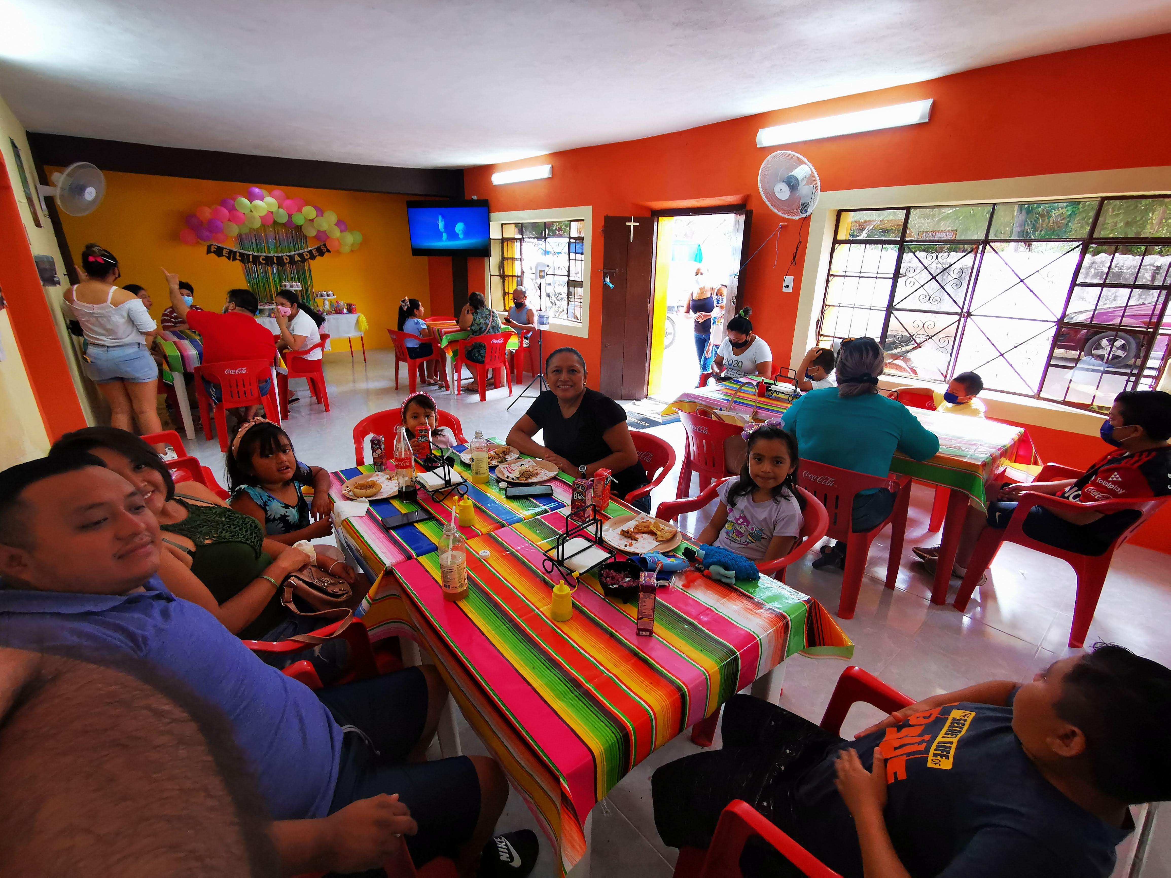 Lonchería La Fátima image 8