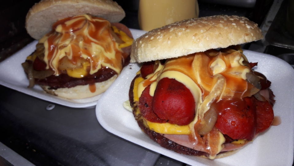 Roberto's Tacos Tortas Y Mas image 2