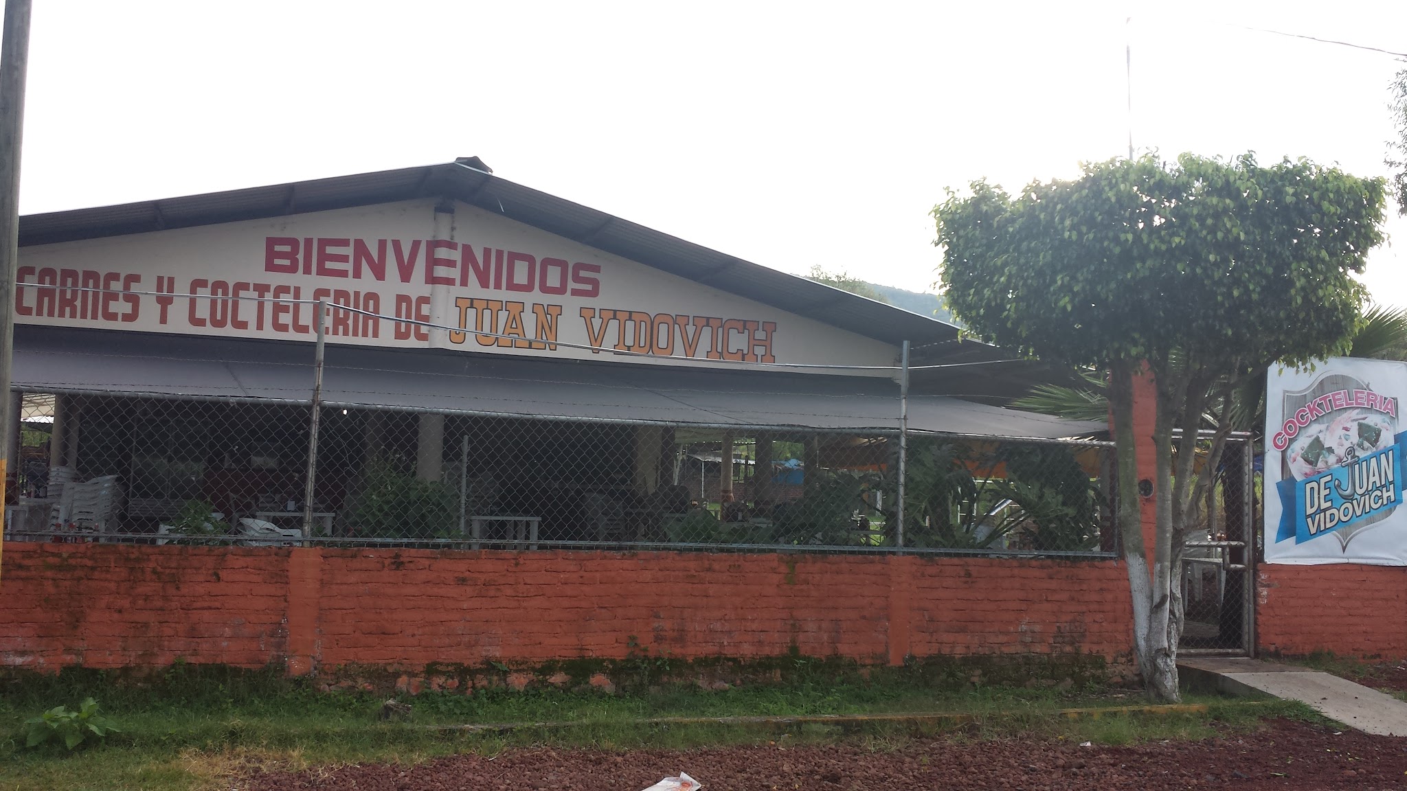 Carnes Y Cockteleria De Juan Vidovich image 1