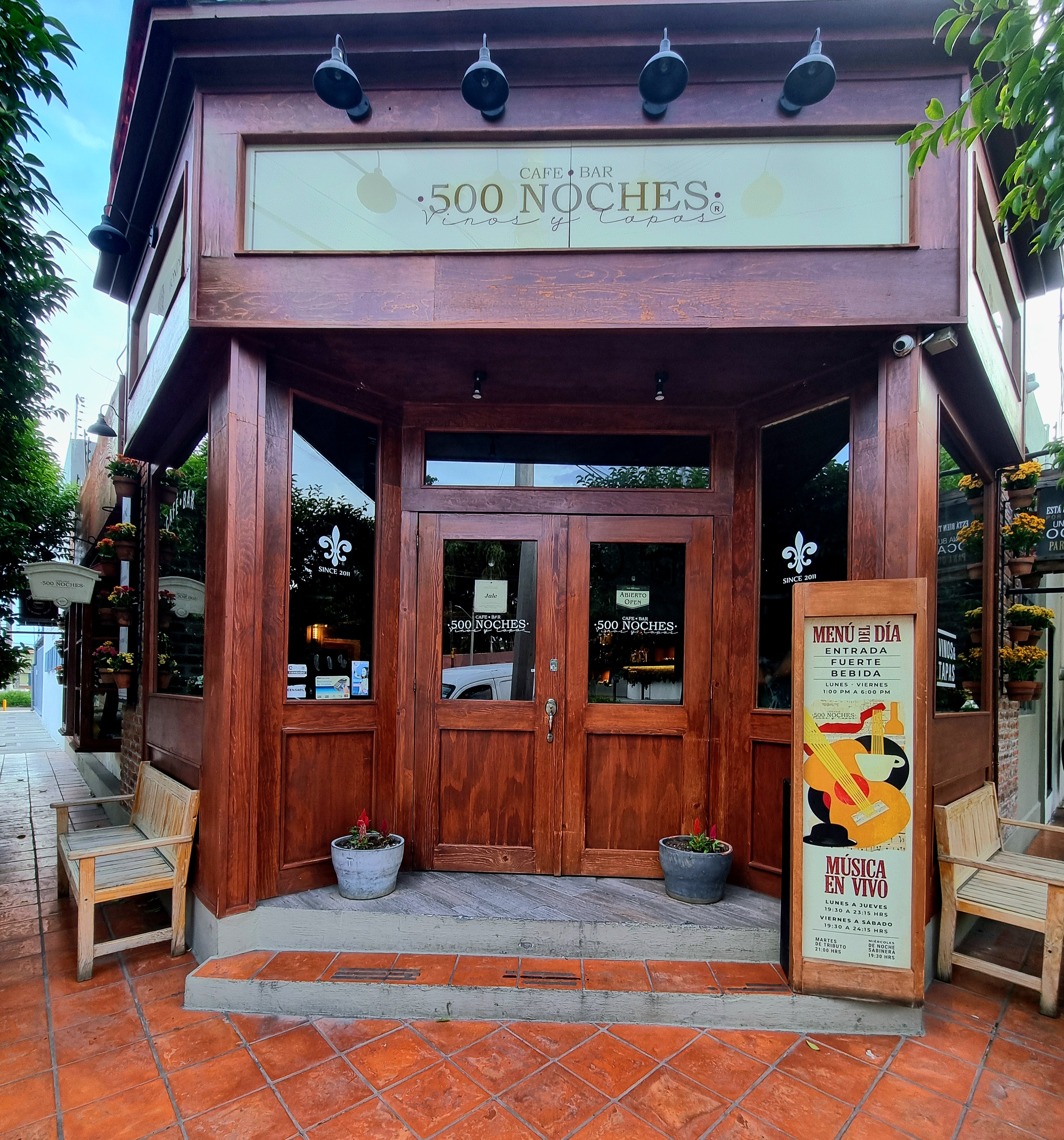 Café Bar 500 Noches Celaya image 7