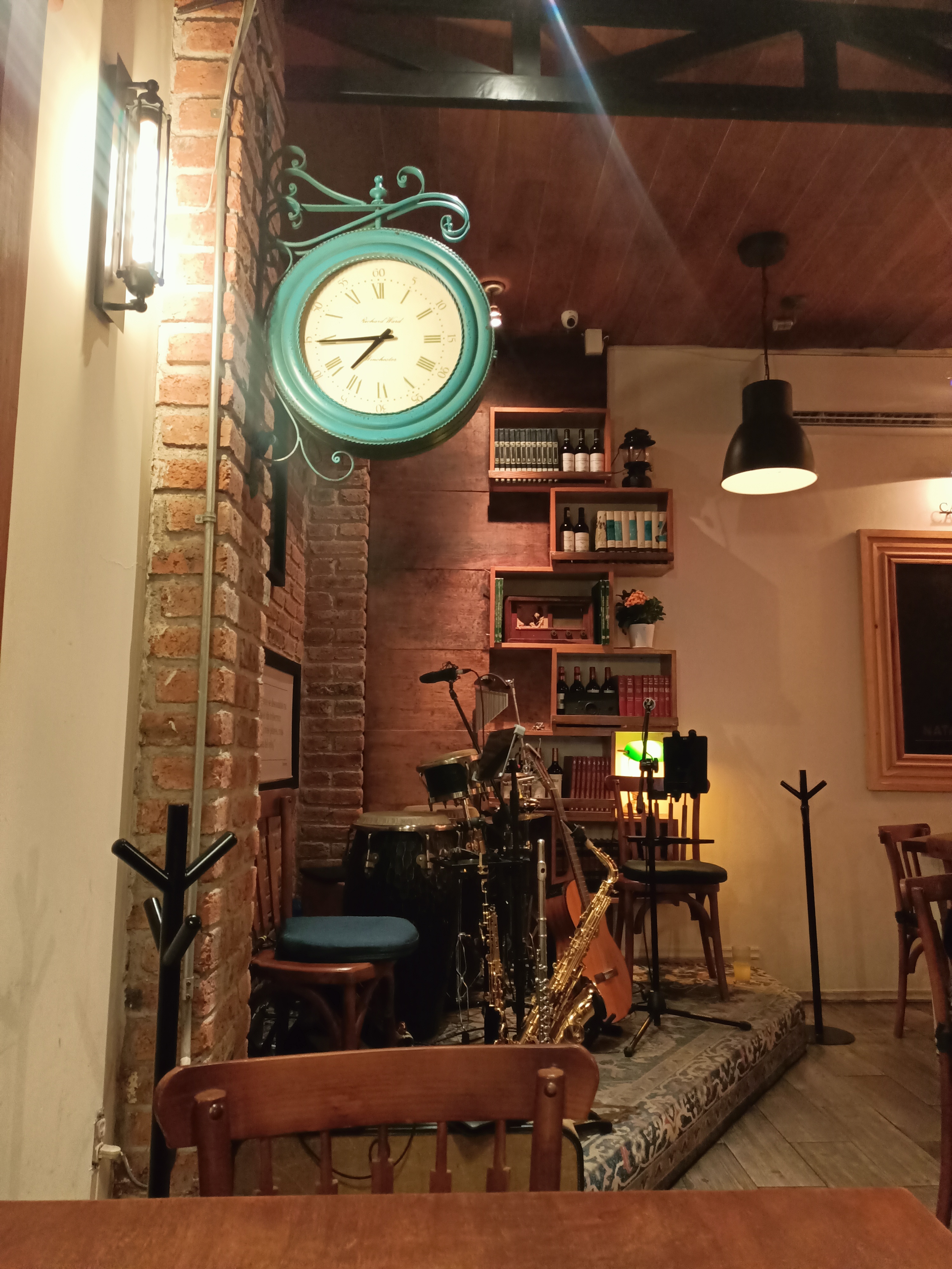 Café Bar 500 Noches Celaya image 8