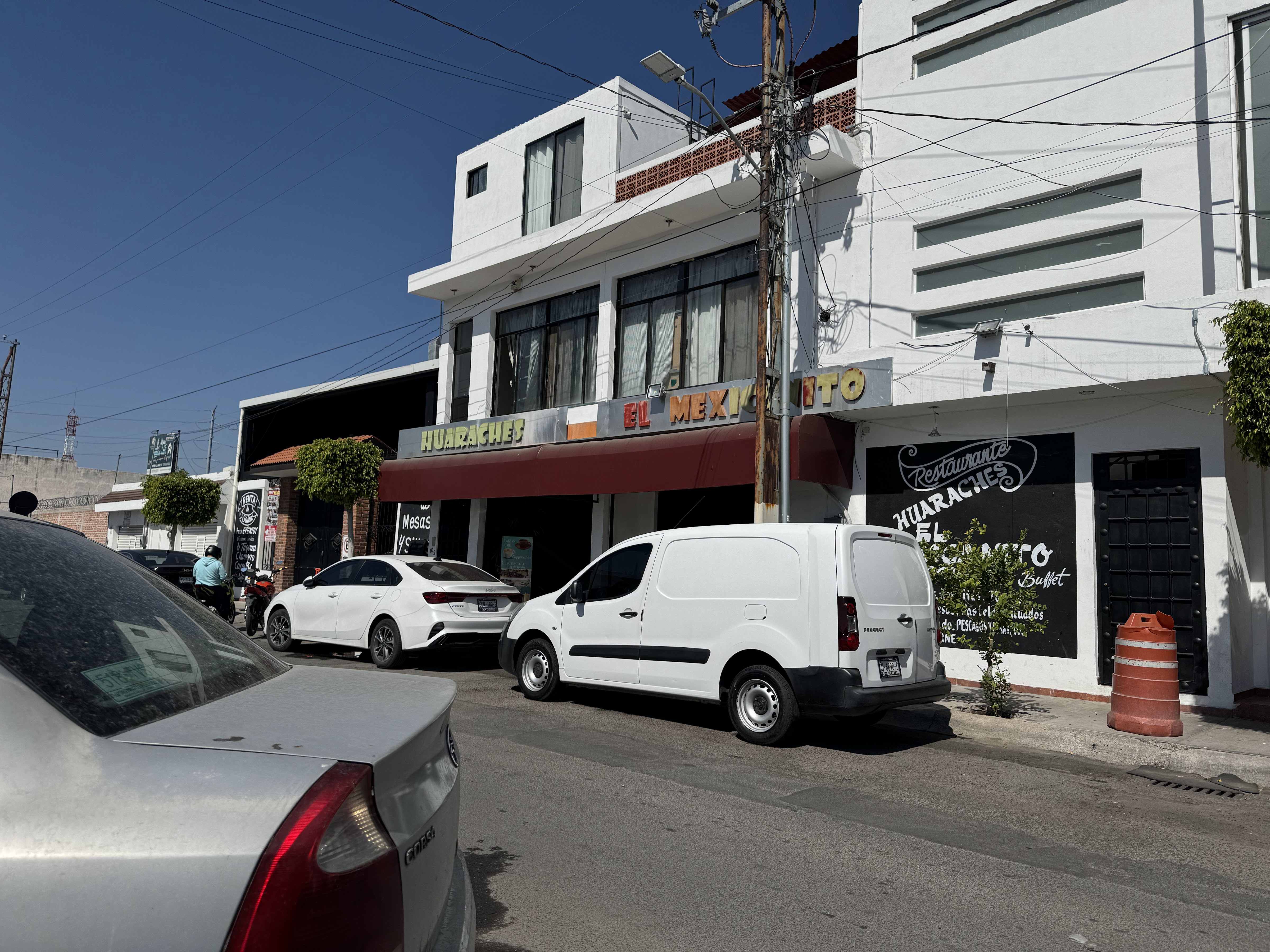 RESTAURANTE HUARACHES EL MEXICANITO image 5