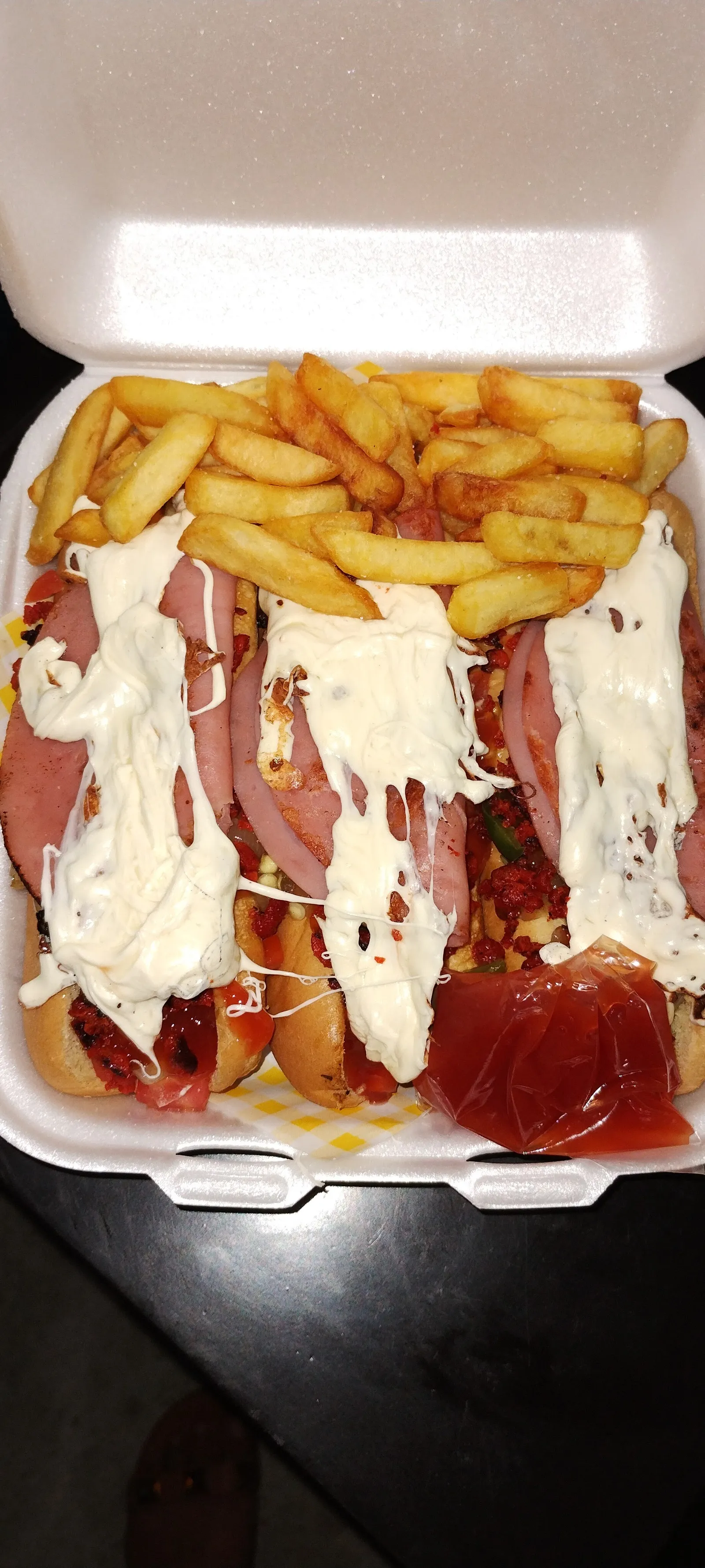 Hamburguesas y Hotdogs Kari image 2