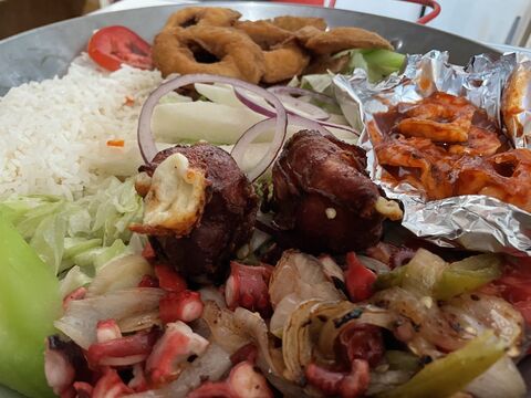 Mariscos Los Delfines image 2