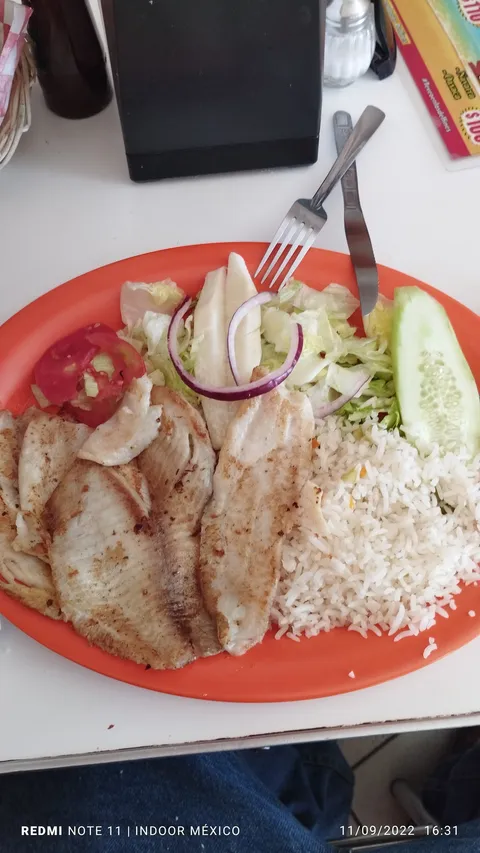 Mariscos Los Delfines image 7