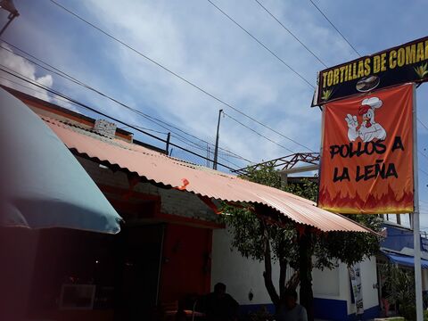 Pollos a la Leña San Lucas image 5