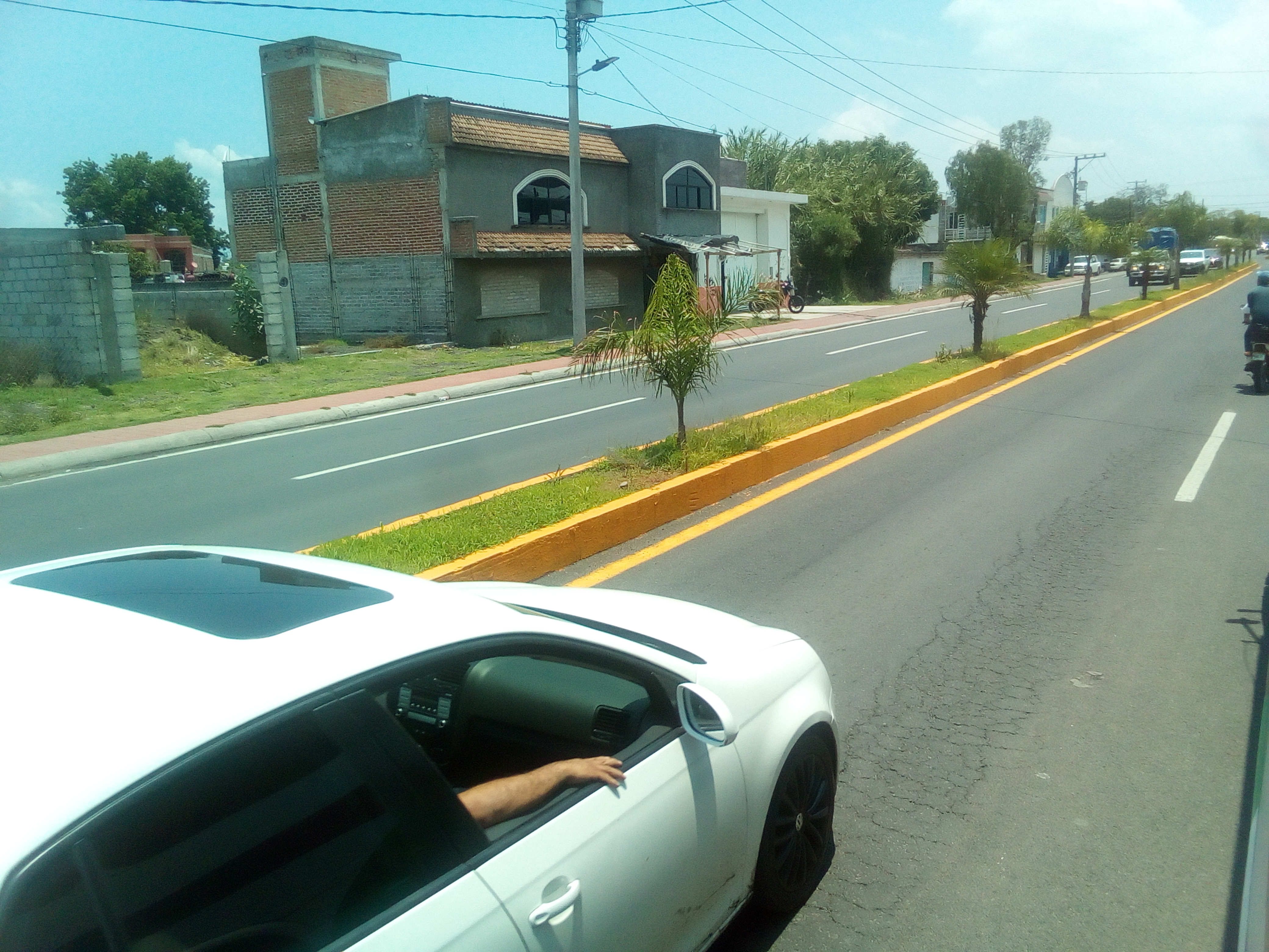 Restaurante TARASCAS y Pollos A La Leña image 2