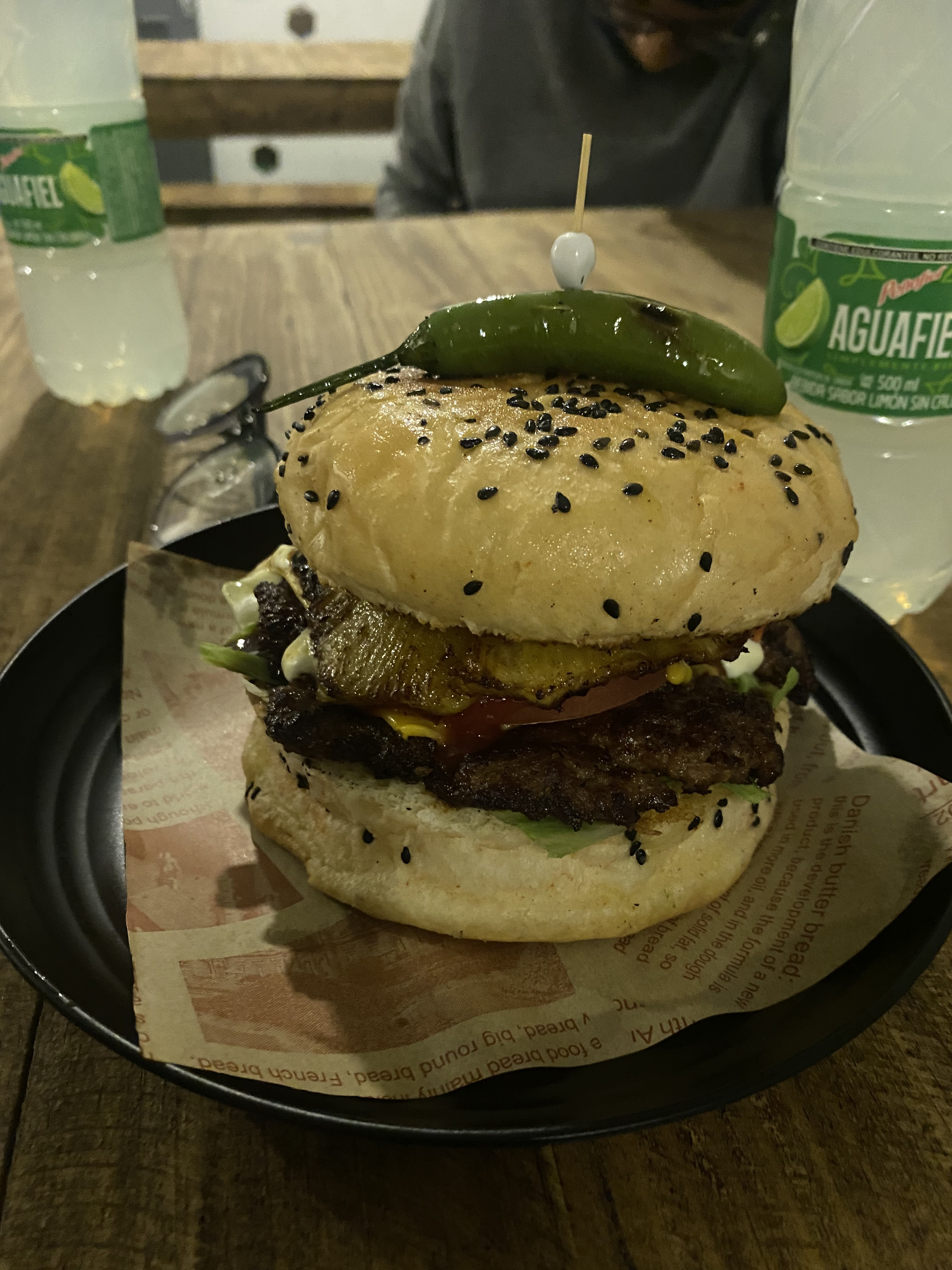 BLACK BURGUER image 10