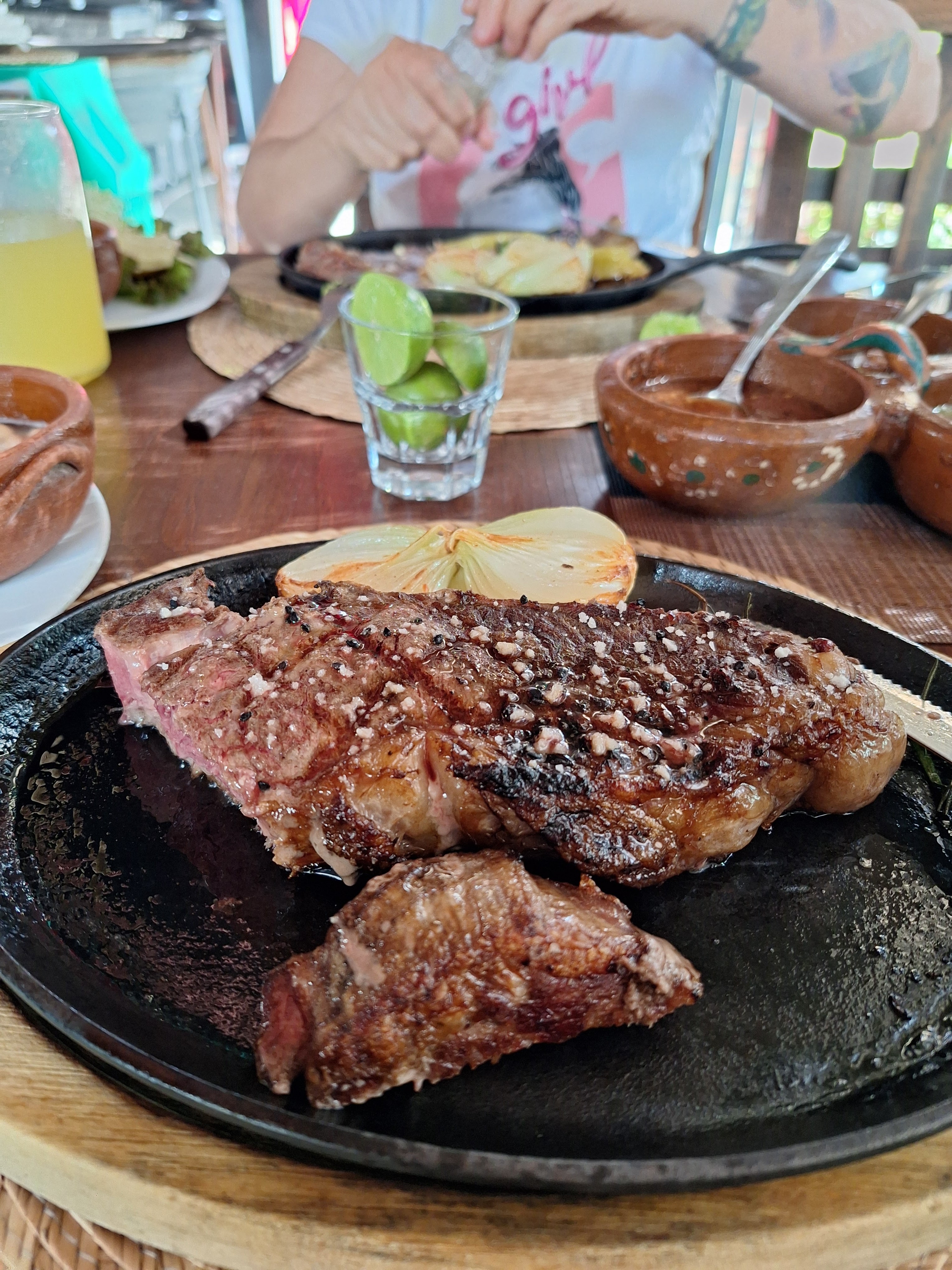 Mariscos el calamar image 3