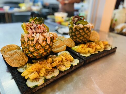 Mariscos el calamar image 7