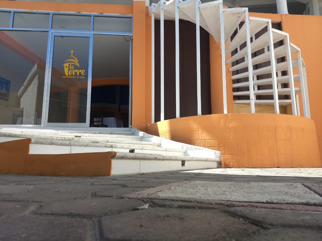 La Torre Restaurante Bar image 4