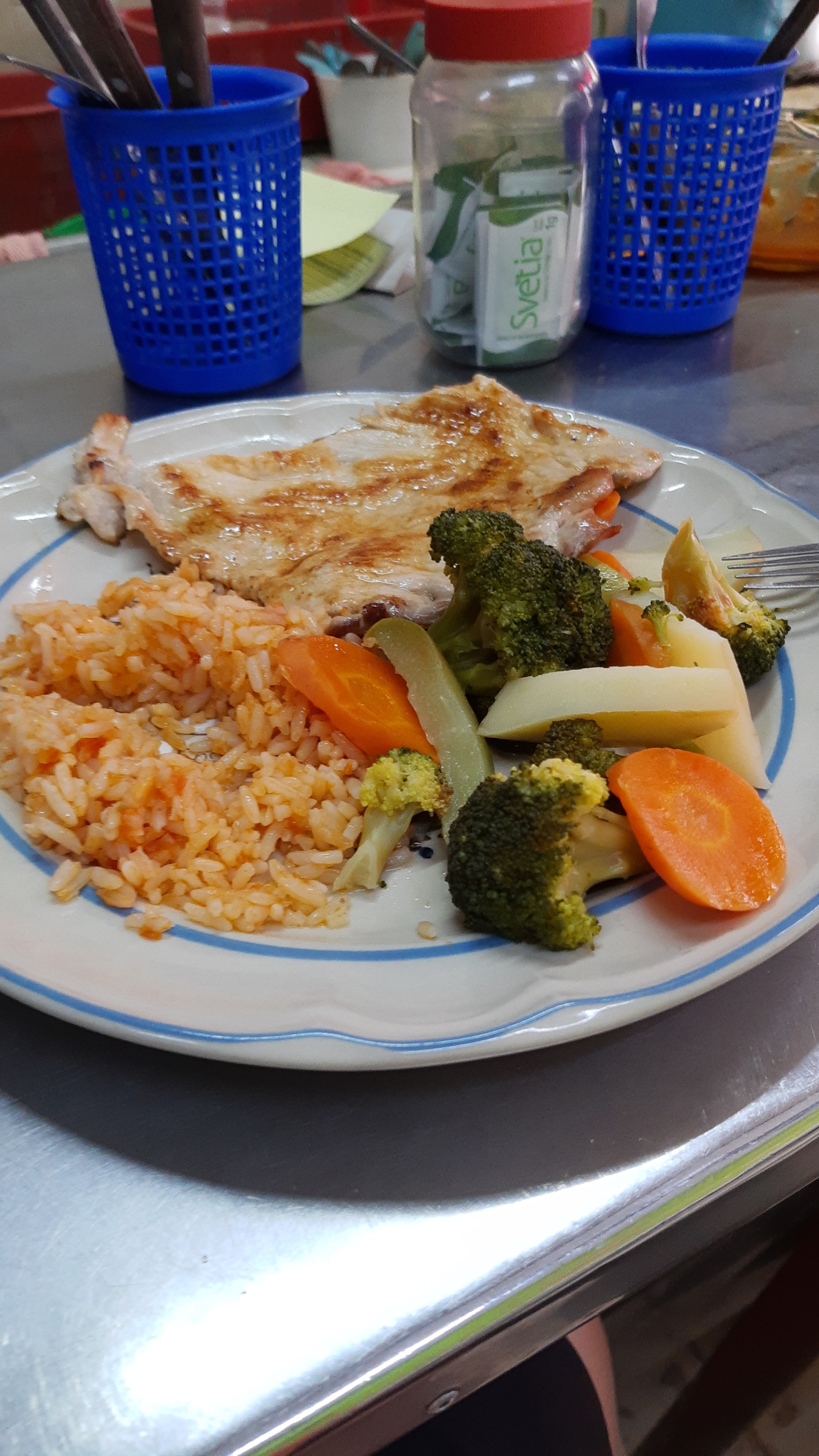 RESTAURANTE LA TERMINAL image 3