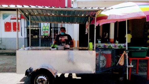 Super taquería el cholo image 1