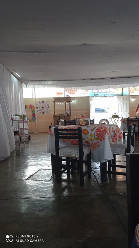 Mariscos Perla image 1