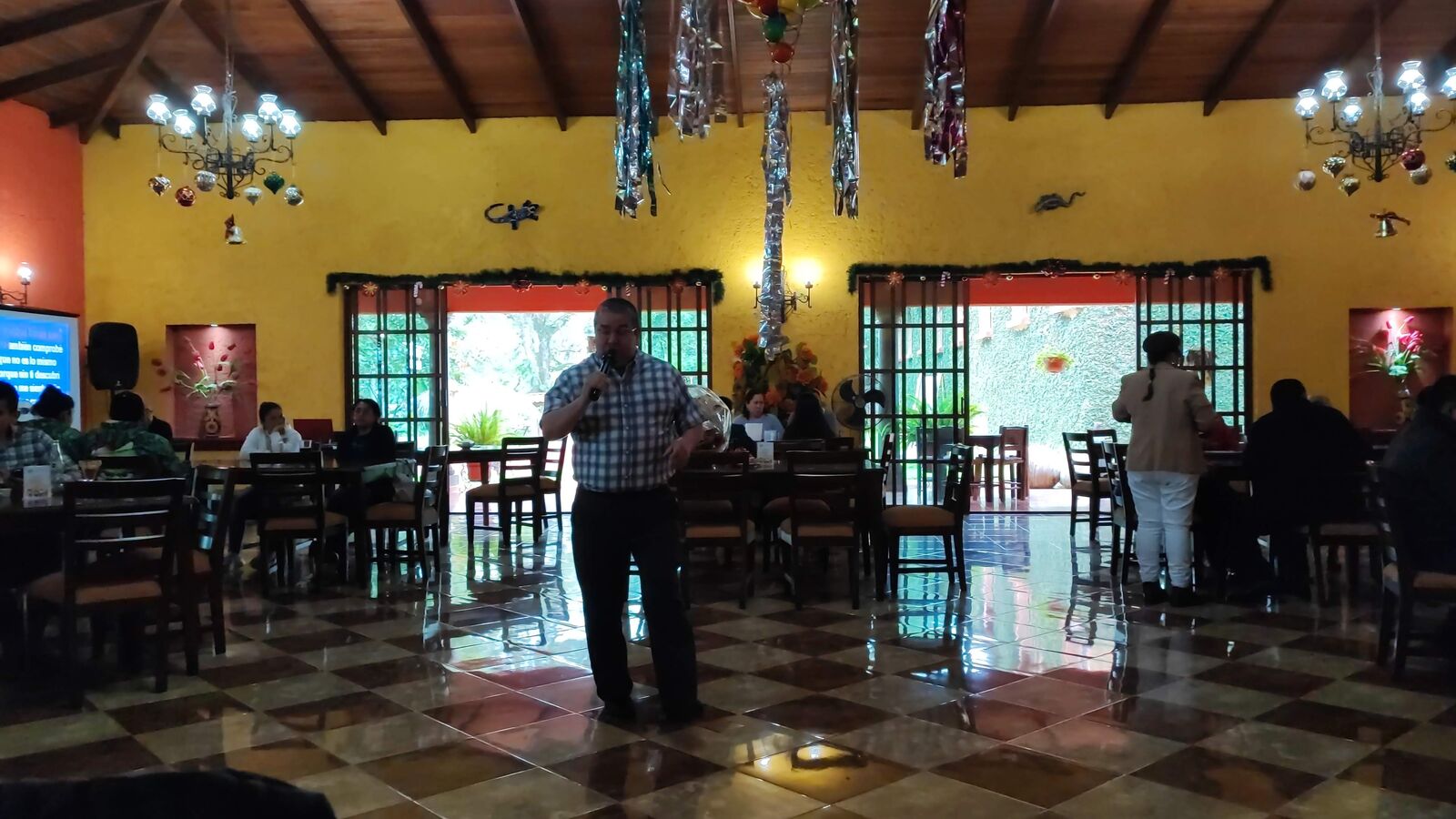 Las Iguanas image 9