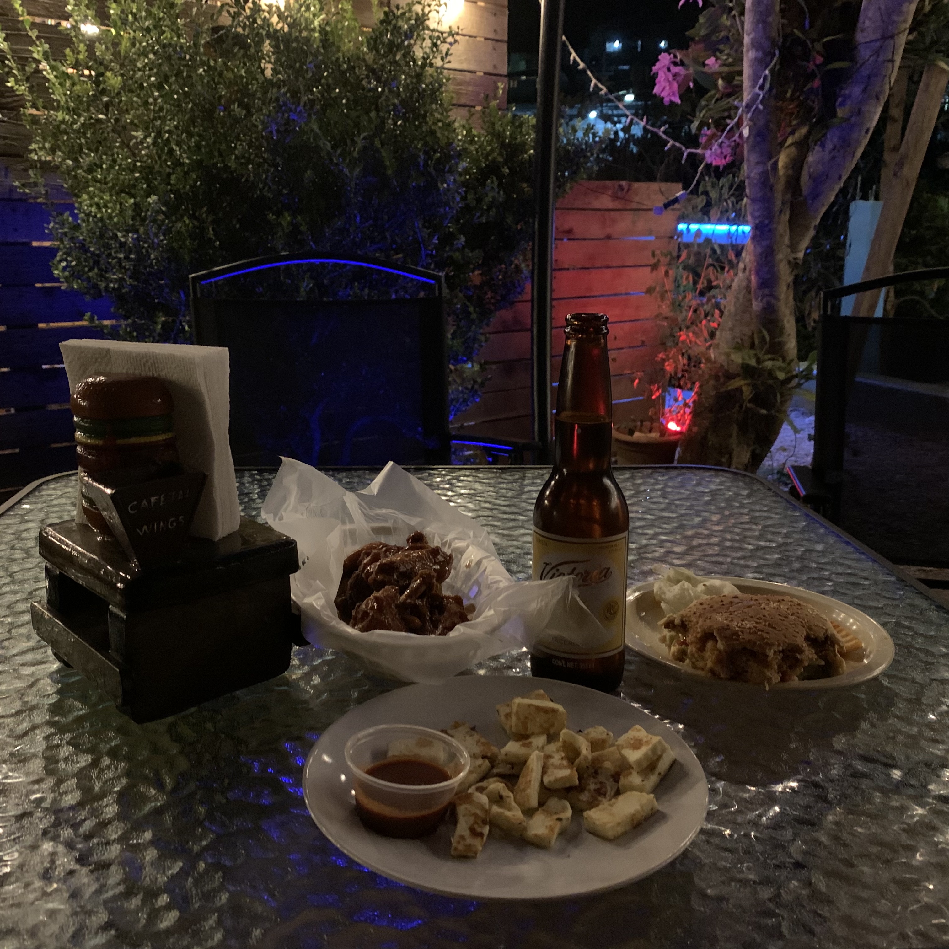 Cafetal Wings Pacayal image 4