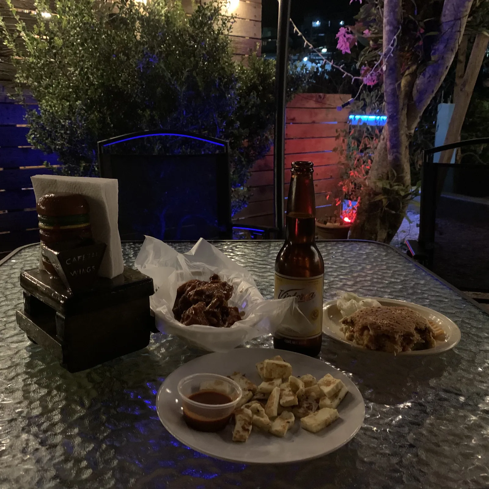 Cafetal Wings Pacayal image 4