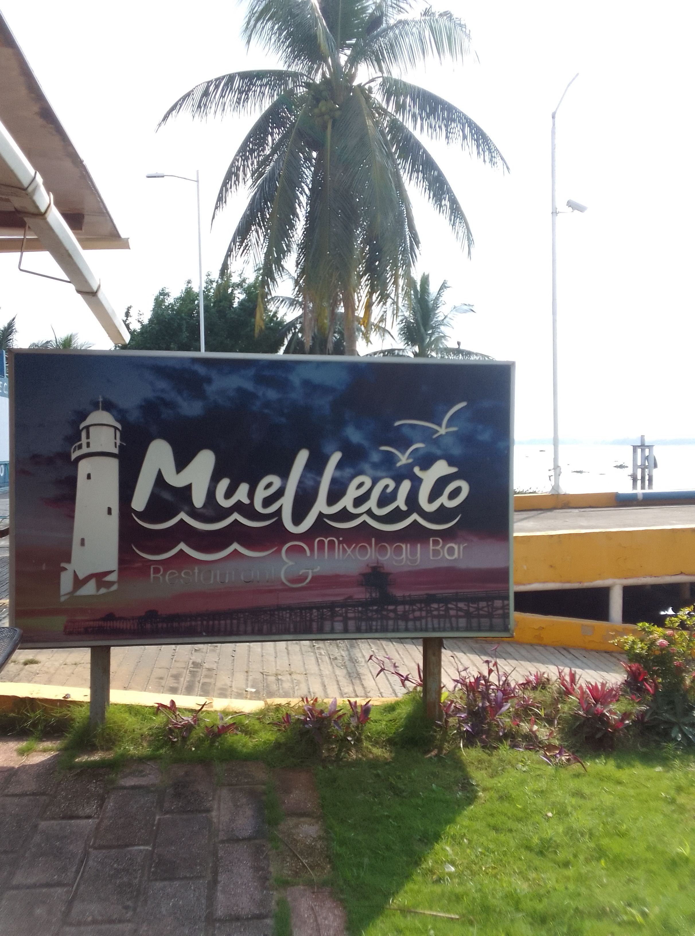 Muellecito Restaurant & Mixology Bar image 10