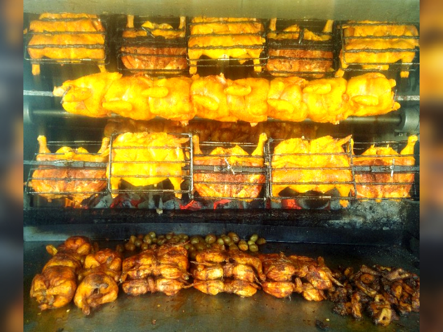 POLLOS A LA LEÑA MIRANDA image 1