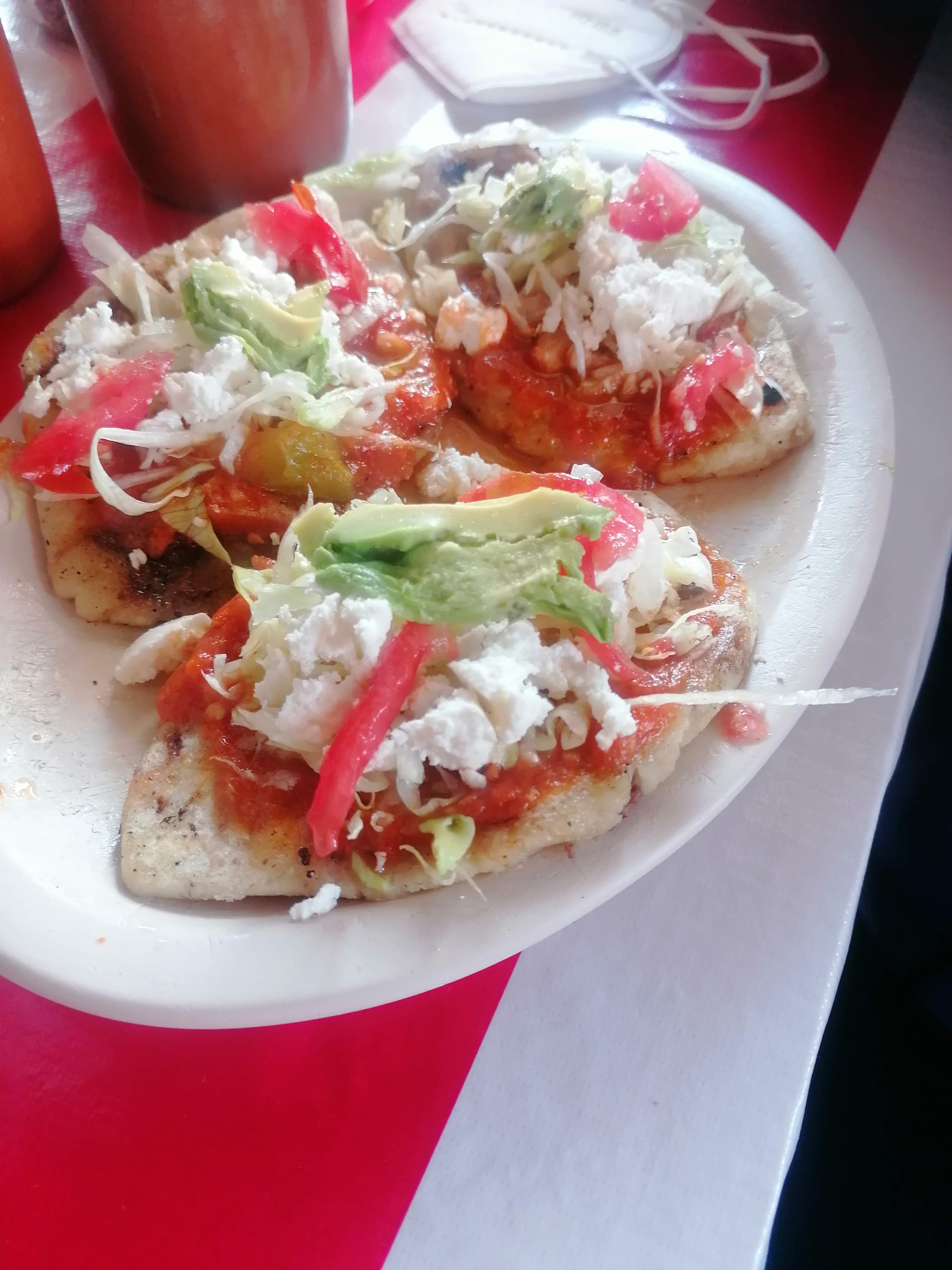 Cocina Económica "MIS COMPADRES" image 2