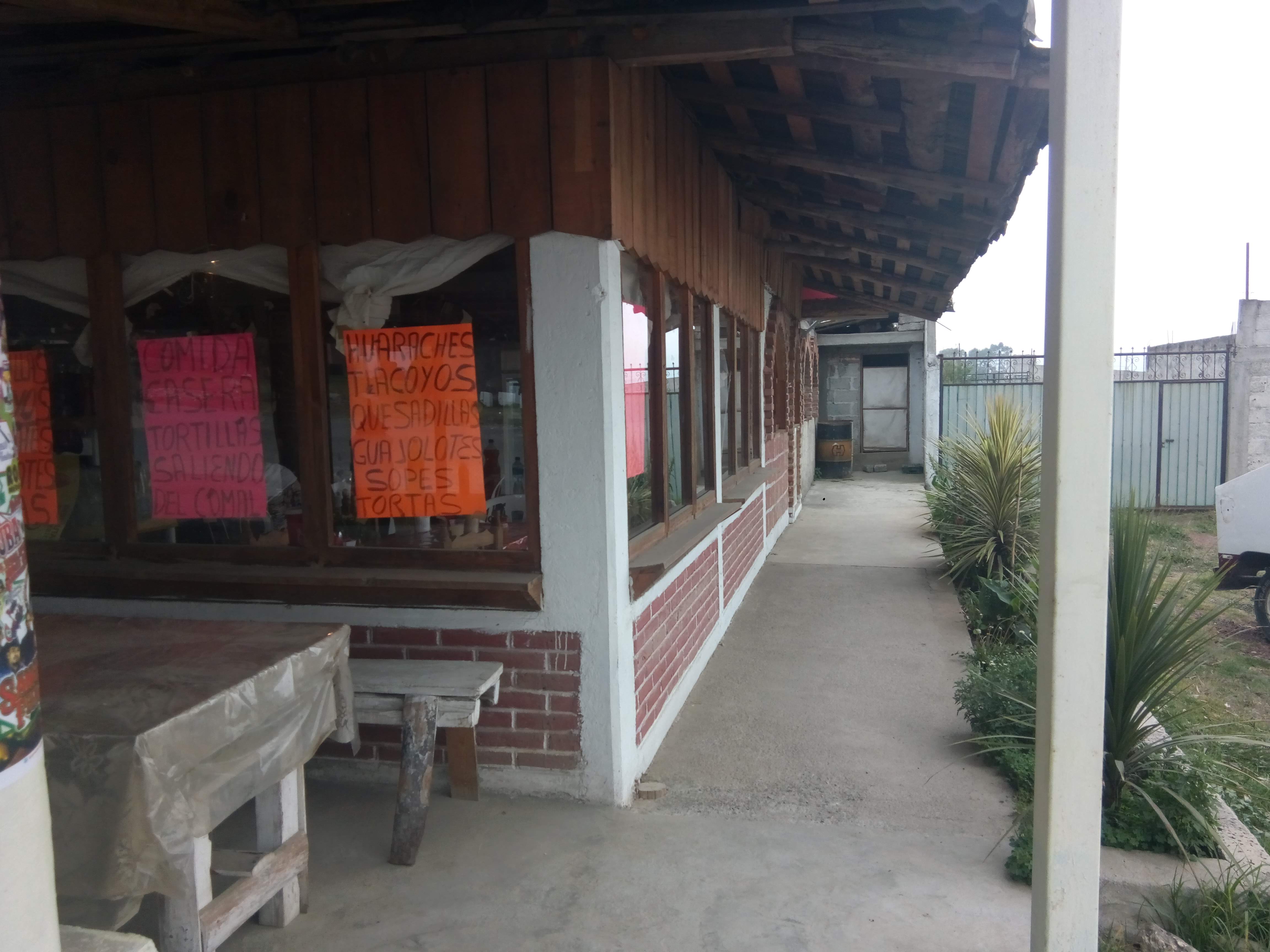 Cocina Económica "MIS COMPADRES" image 4