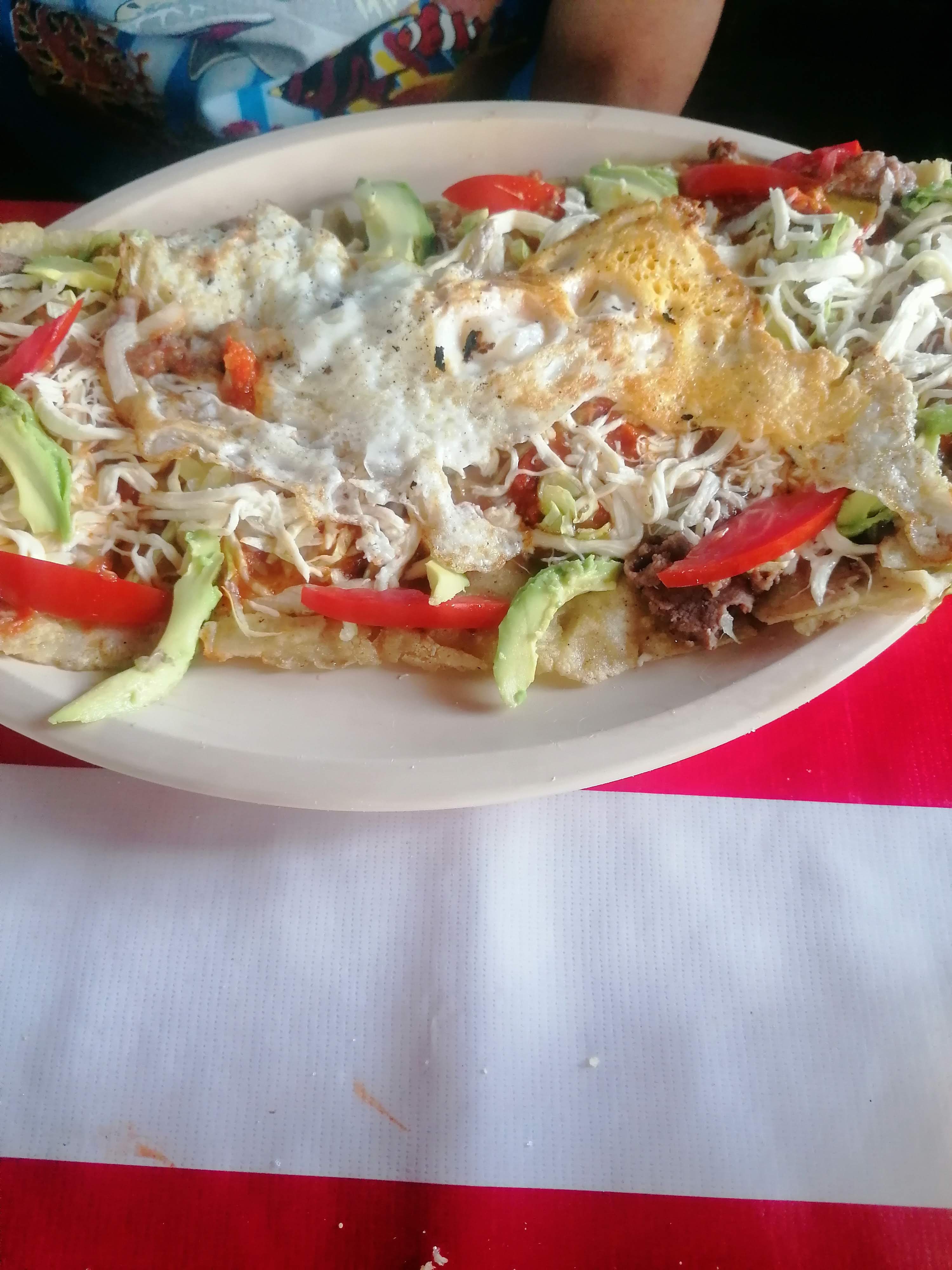 Cocina Económica "MIS COMPADRES" image 8