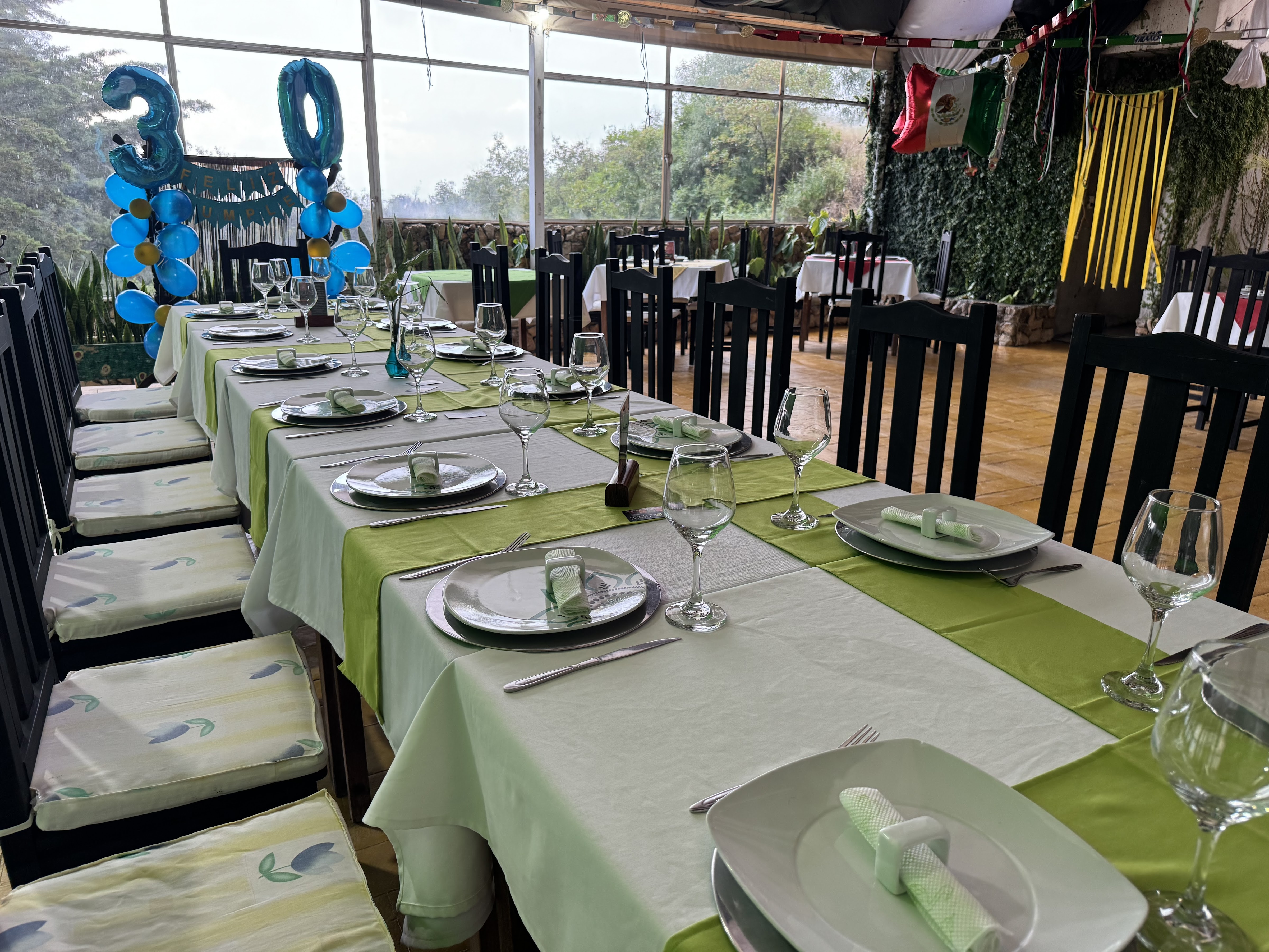 Otro Rollo Cocina Internacional image 3