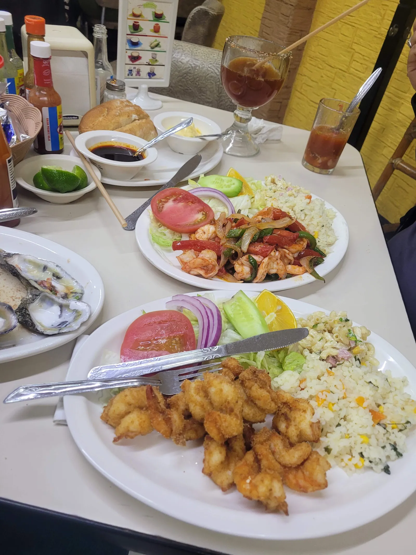 Restaurante De Mariscos El Patito Feo image 4
