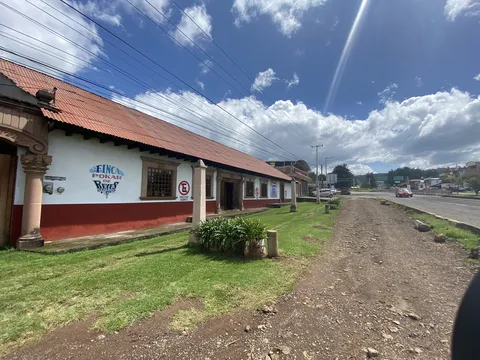 La Pasadita Marisqueria image 3