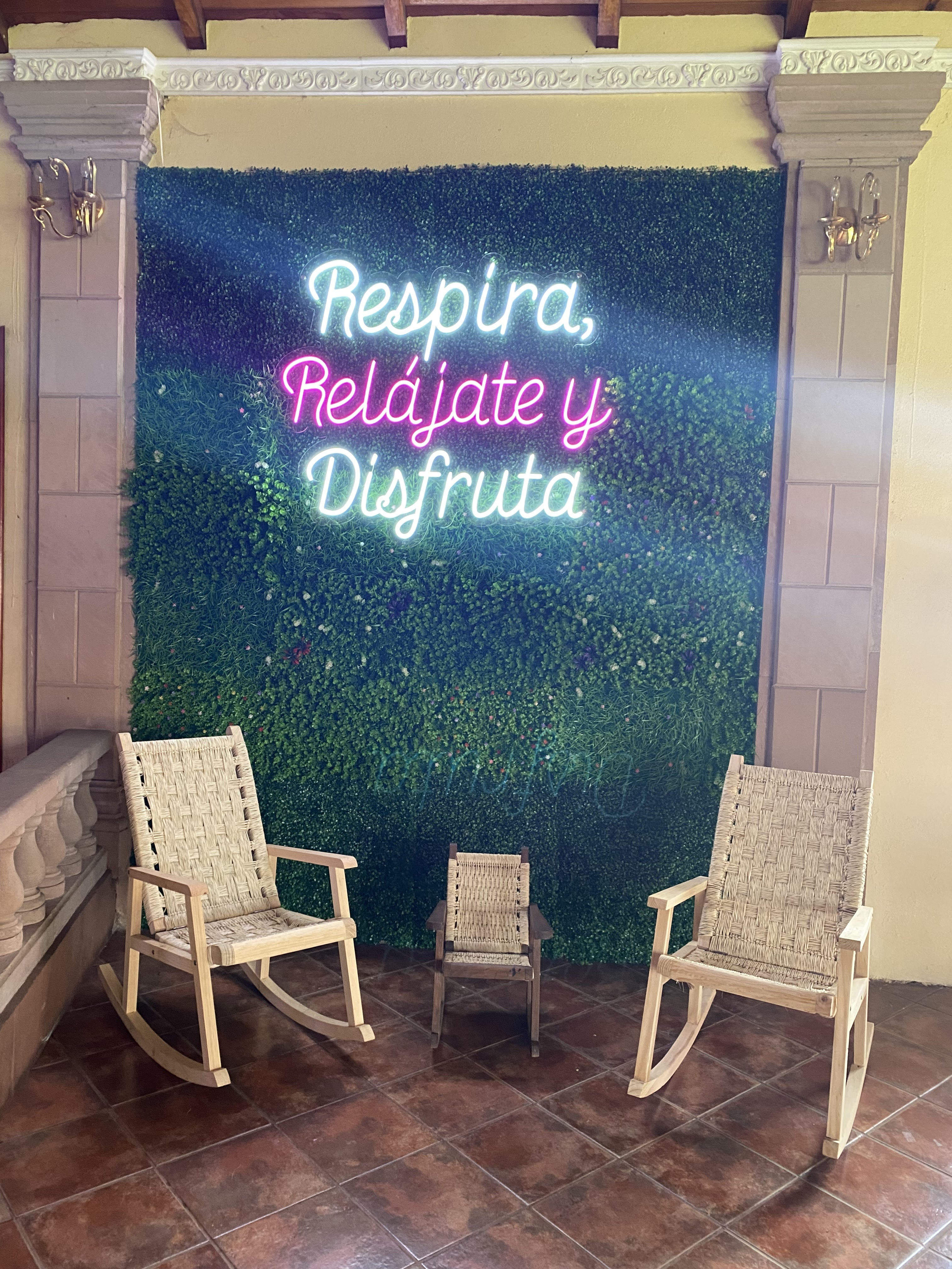 La Pasadita Marisqueria image 5