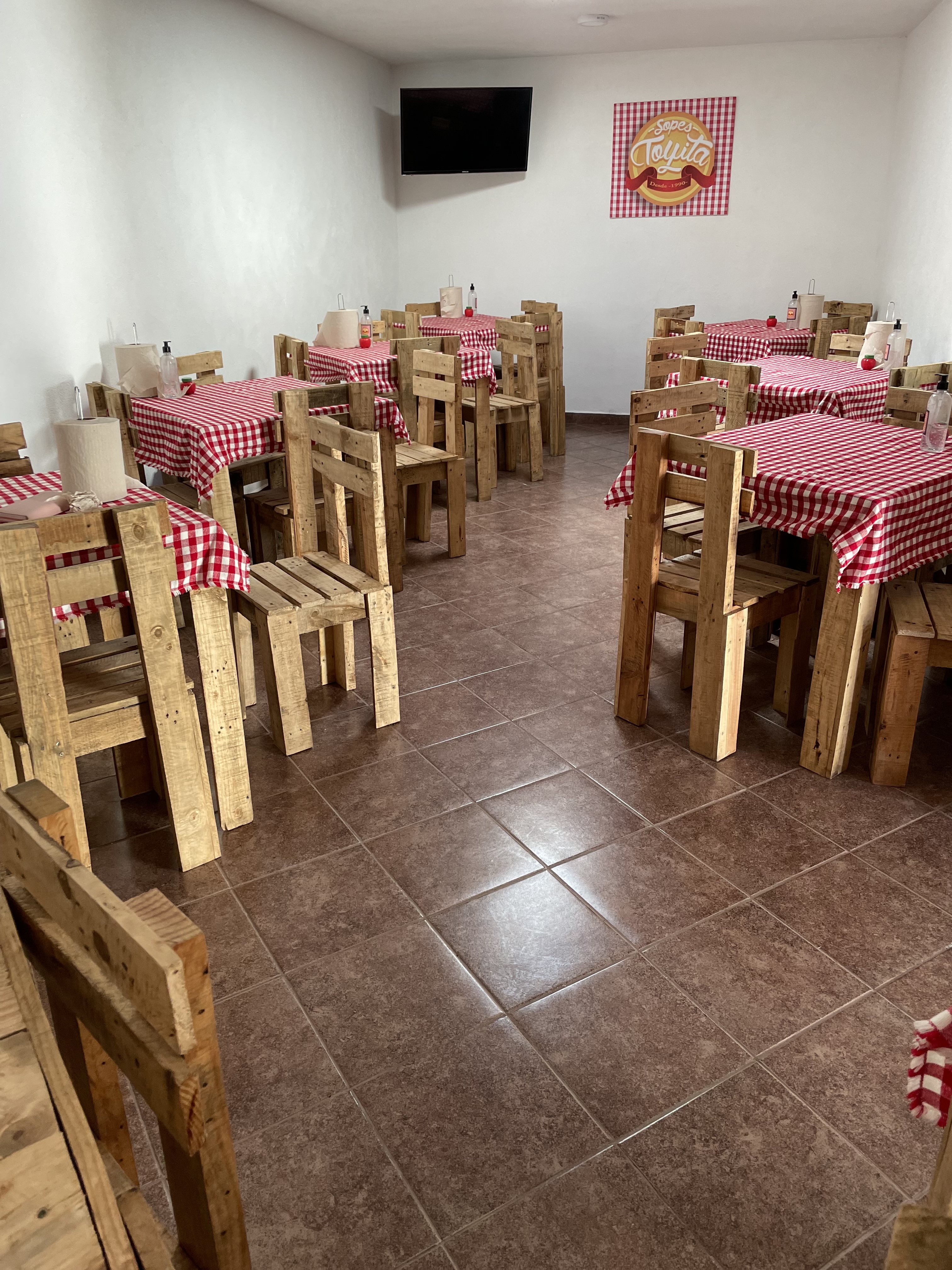 Sopes Toyita image 1