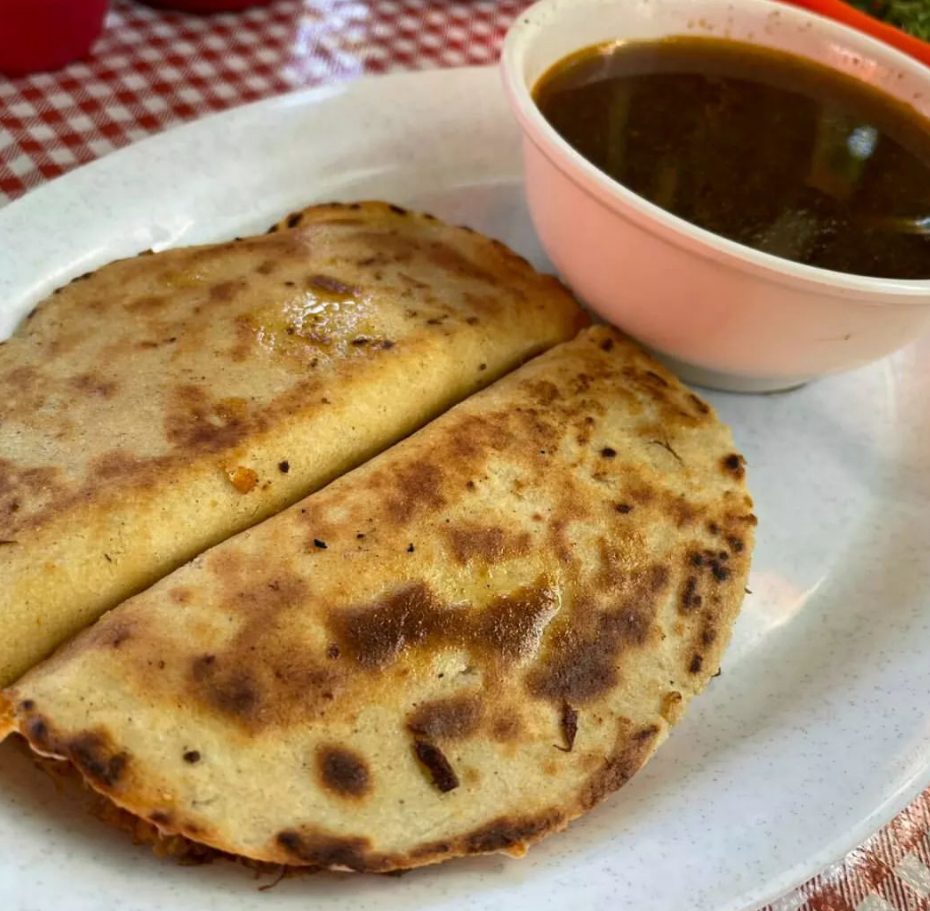 Birrieria "La Pasadita" image 9