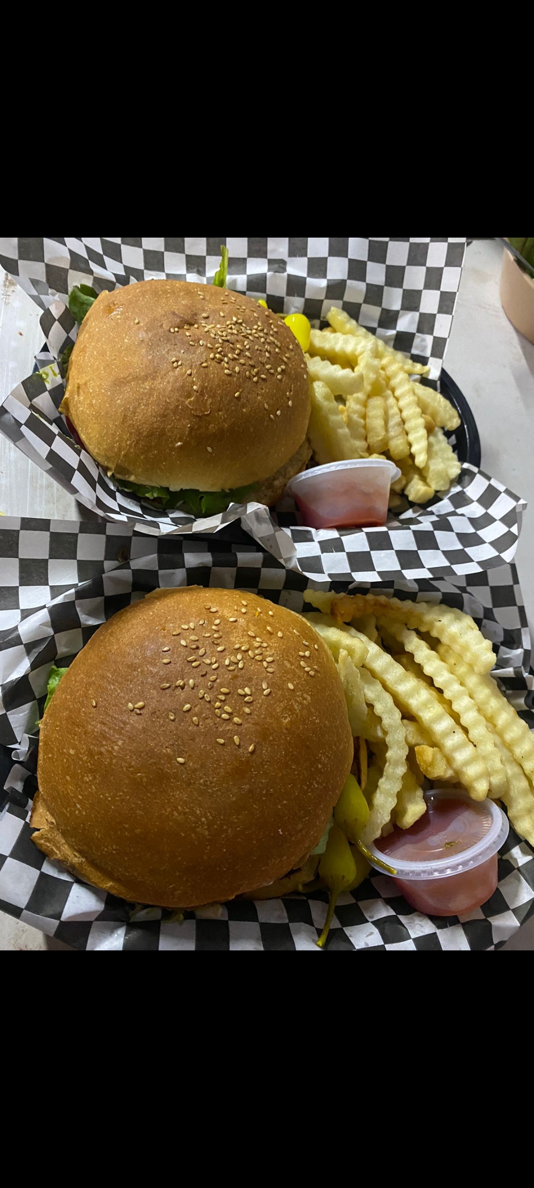 Hamburguesas "el compare" image 2