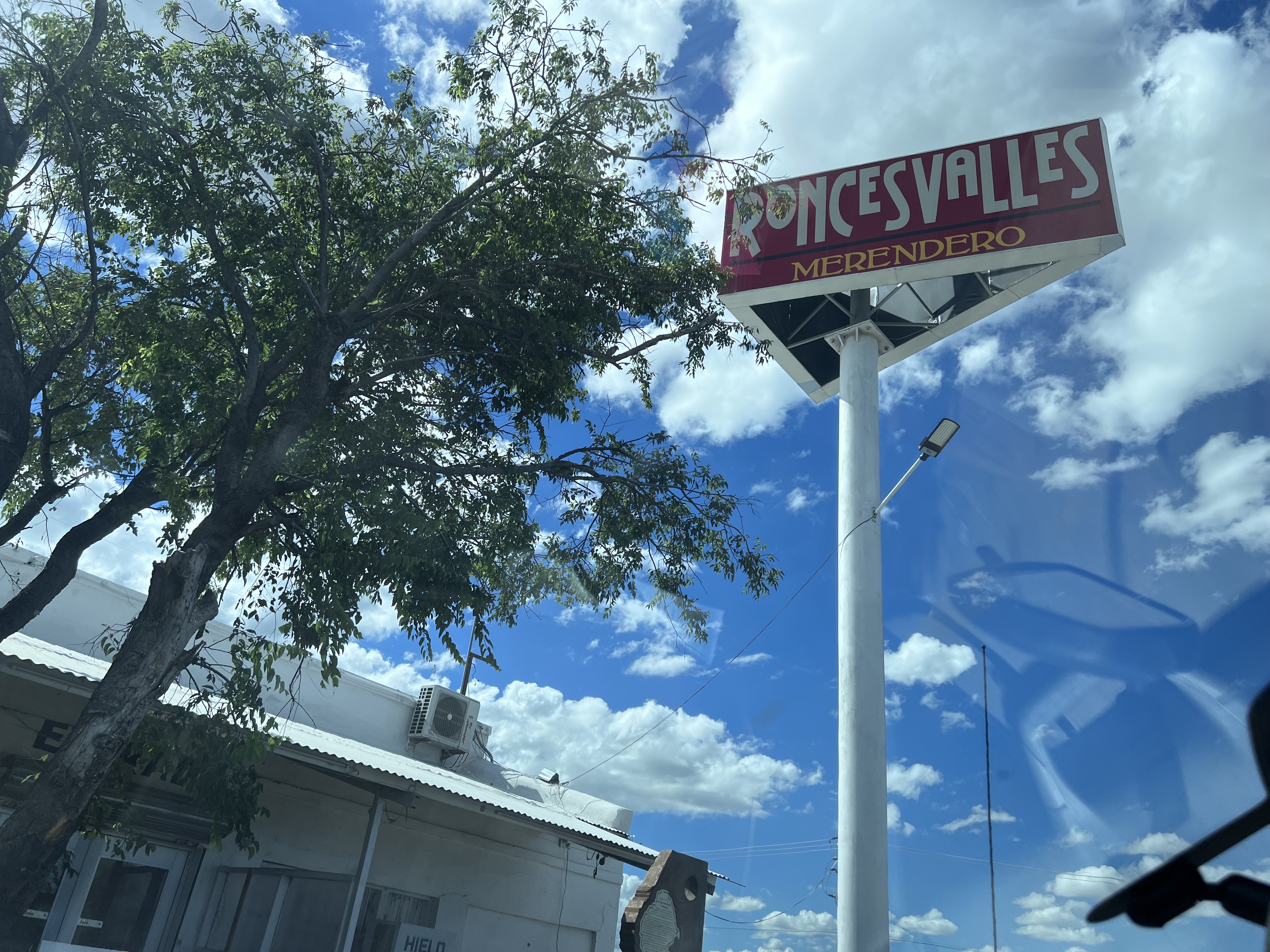 Merendero Roncesvalles image 6