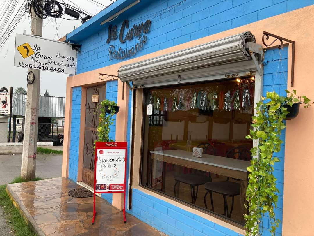 Restaurante La Curva image 1