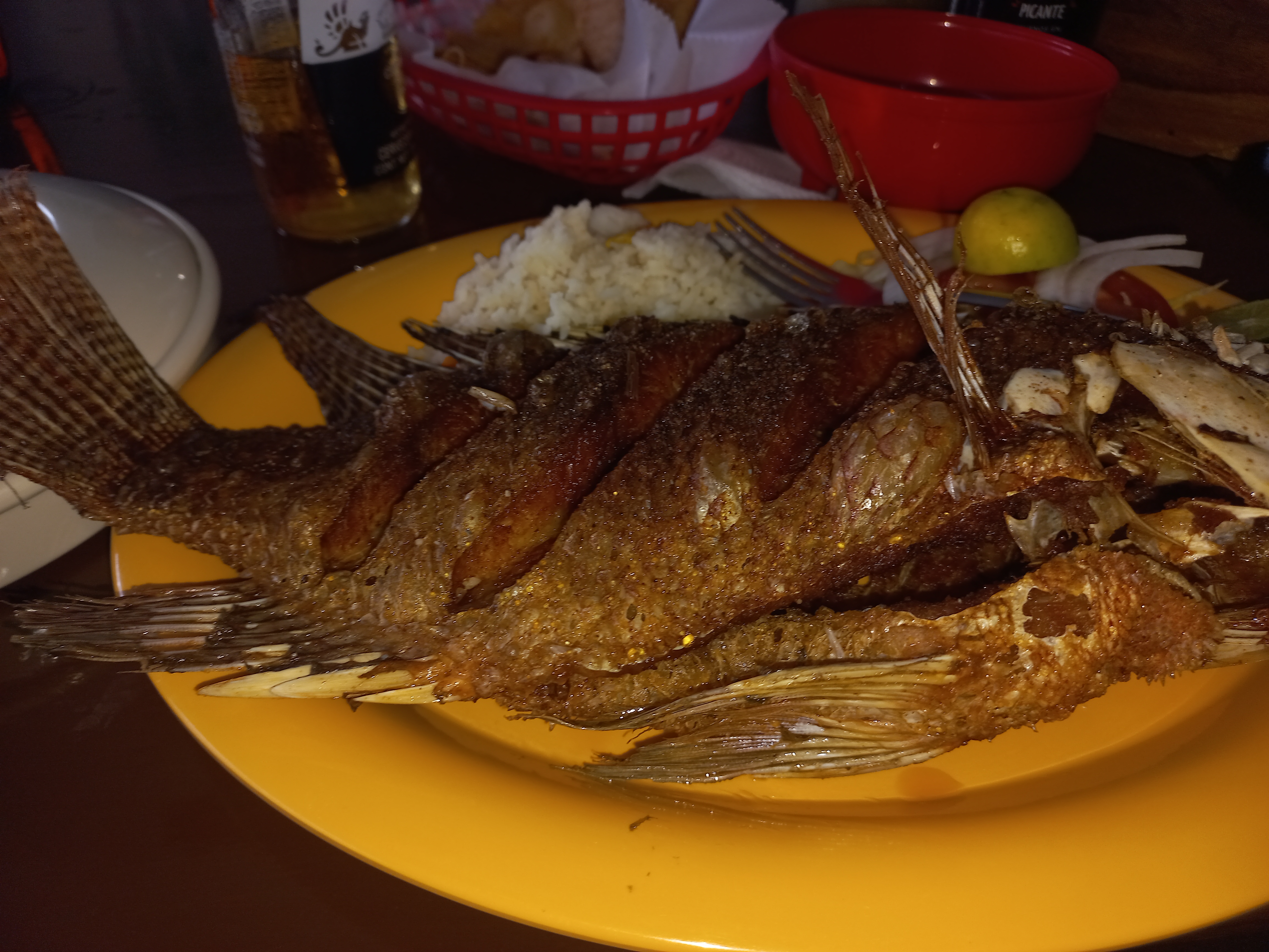 Pescaderia La Mojarrita image 1