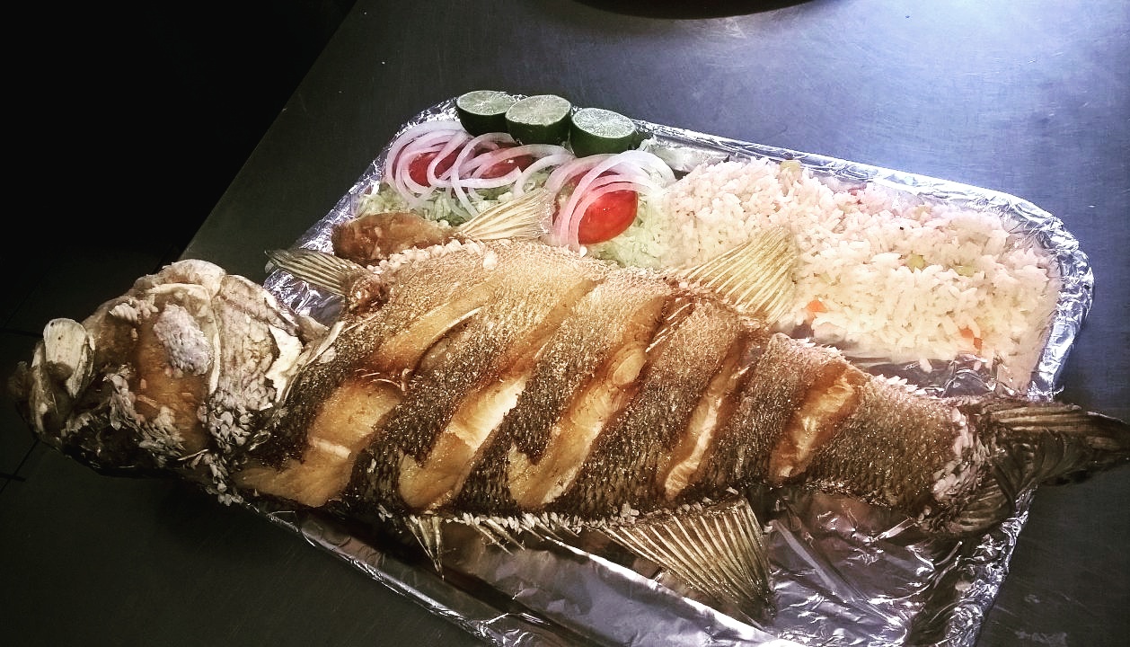 Pescaderia La Mojarrita image 5