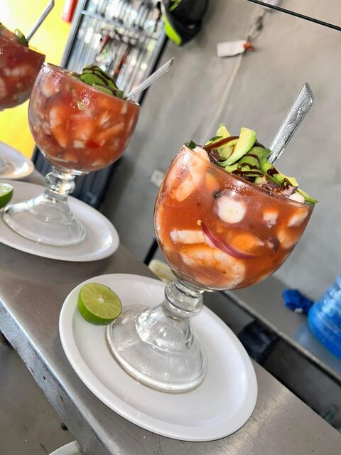 Mariscos Canos image 7