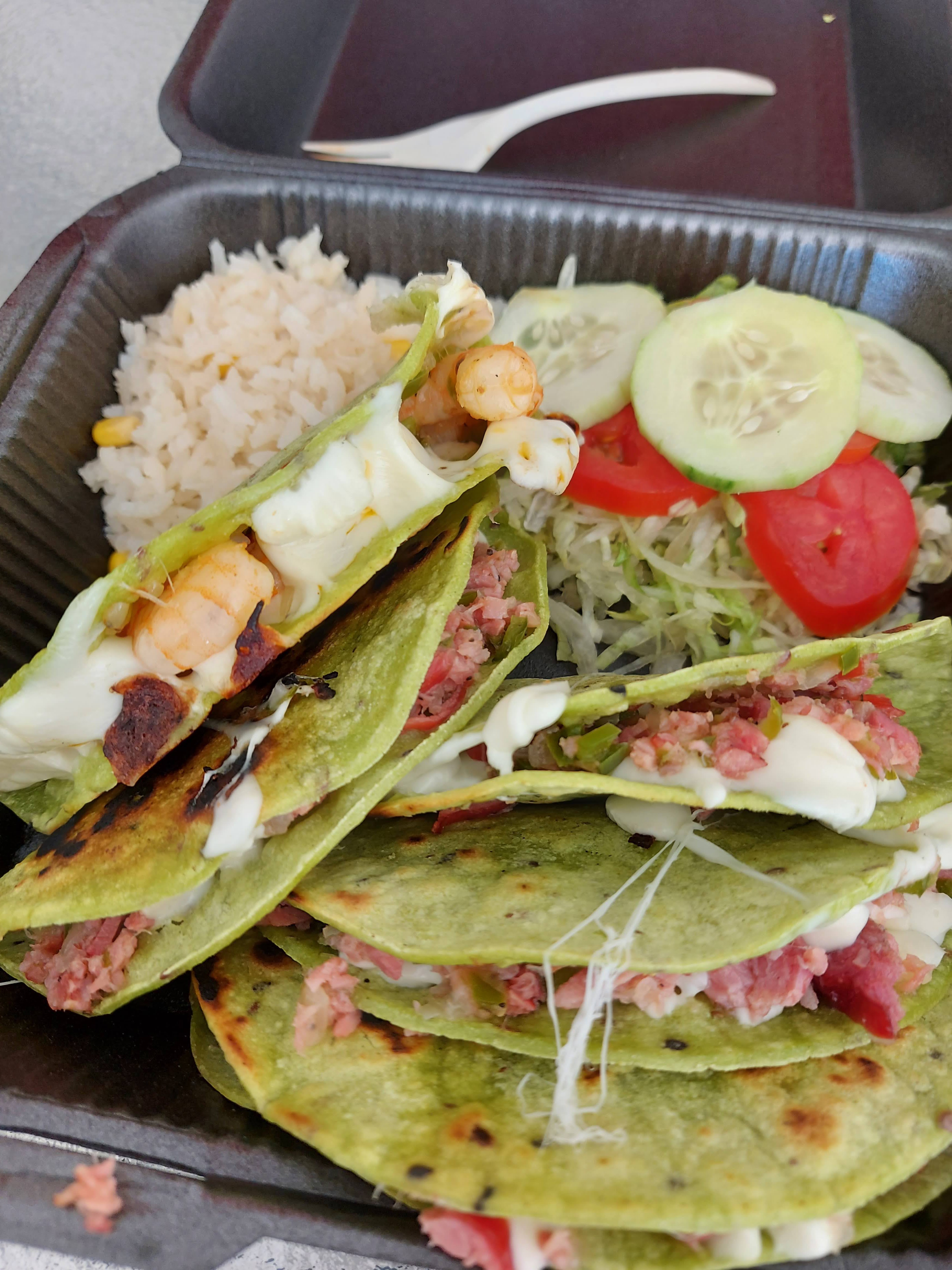 MARISCOS "EL CACHO" image 2